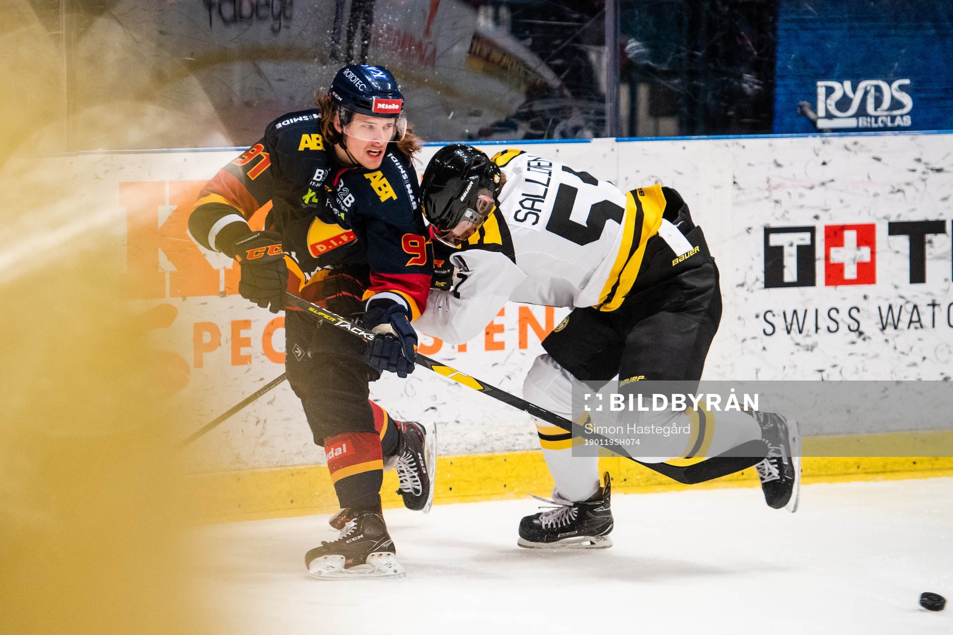 Djurgårdens Axel Jonsson Fjällby och Brynäs Tomi Sallinen