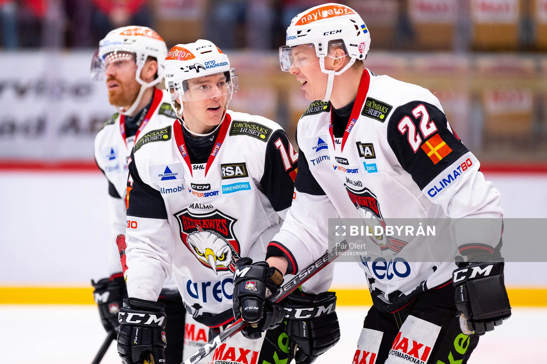 Malmö Redhawks Matias Lassen och Lars Bryggman jublar