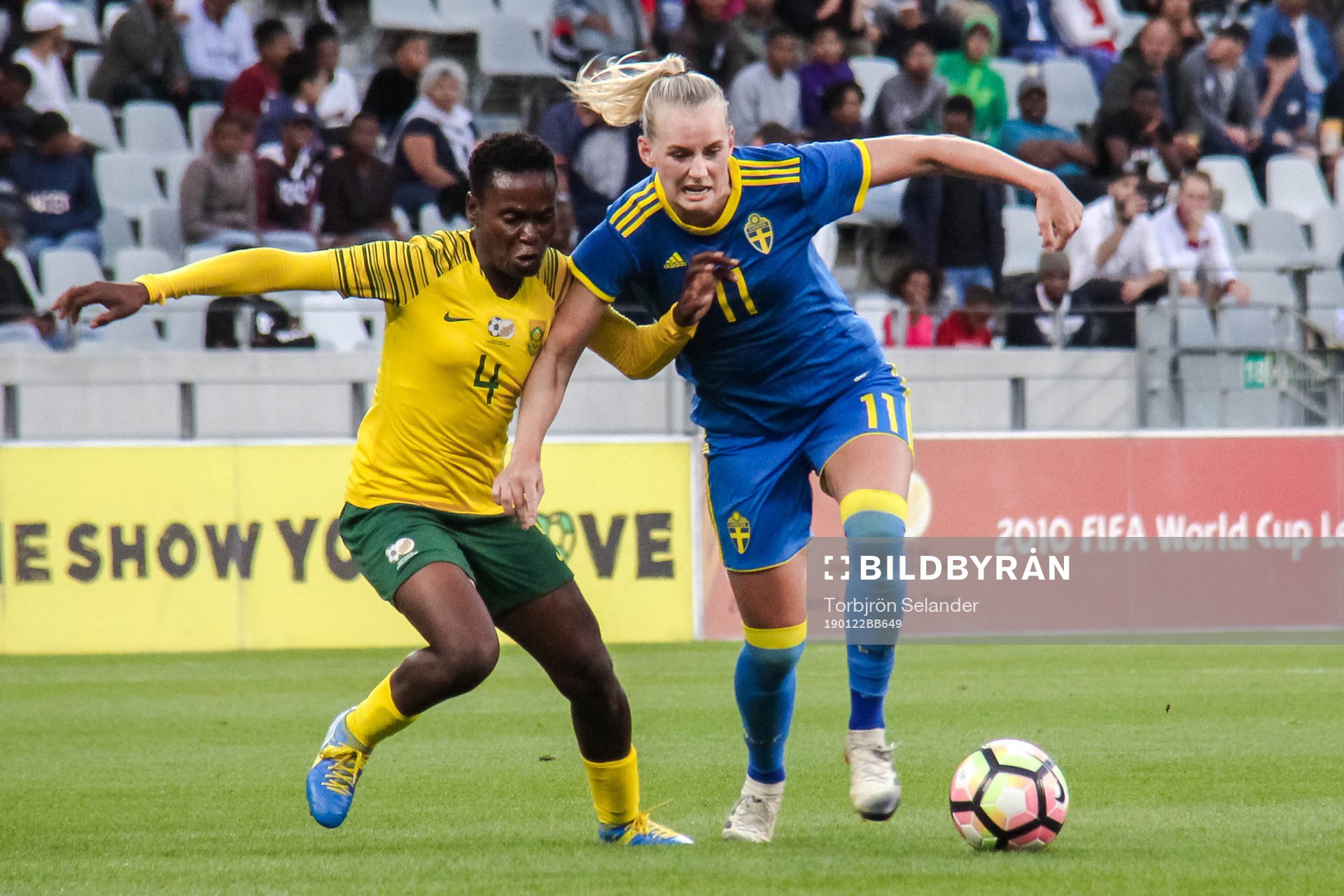 Noko Matlou of South Africa and Stina Blackstenius  of