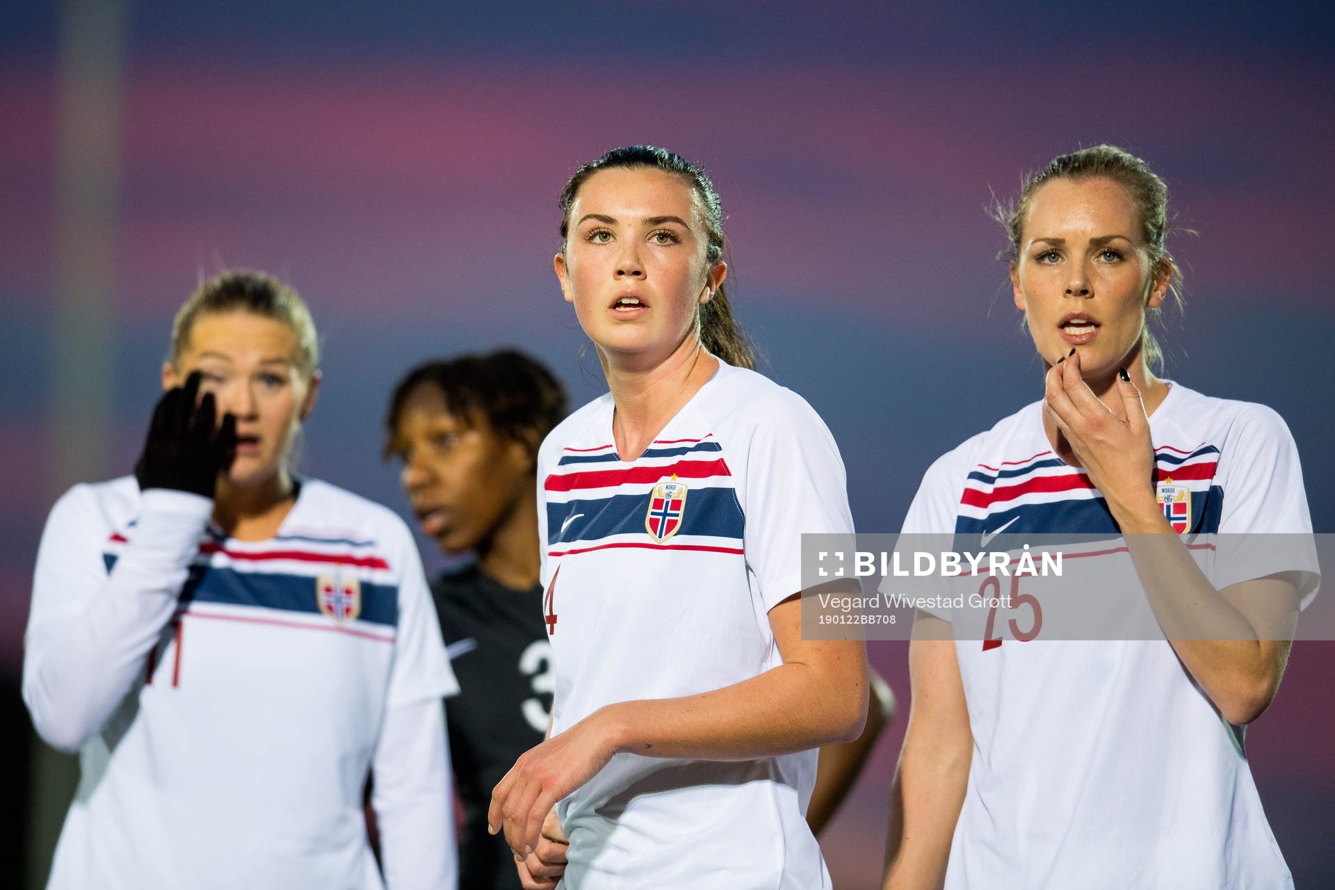 Ingrid Syrstad Engen and Stine Hovland of Norway