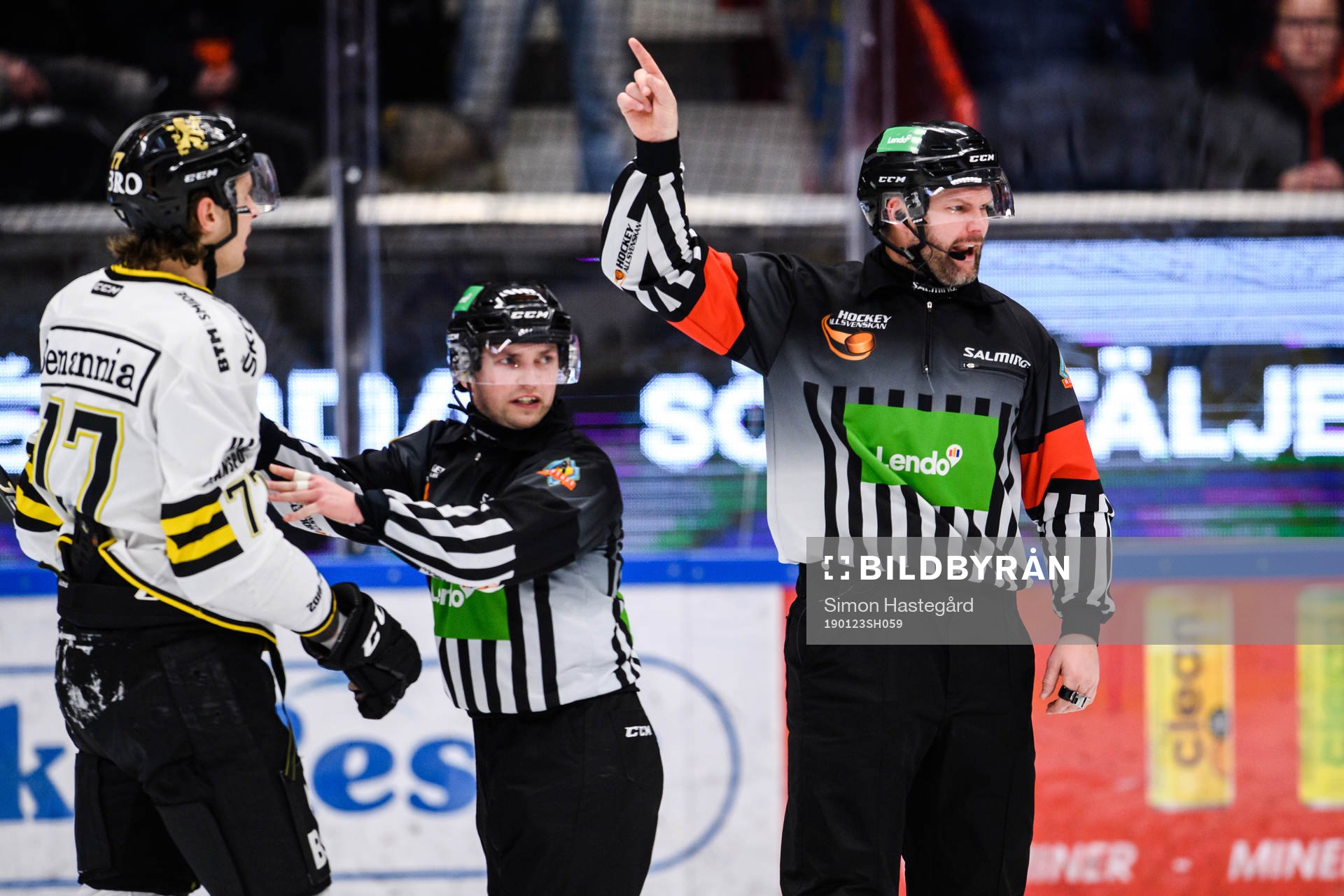 s Mathias From reagerar på domare David Bergman