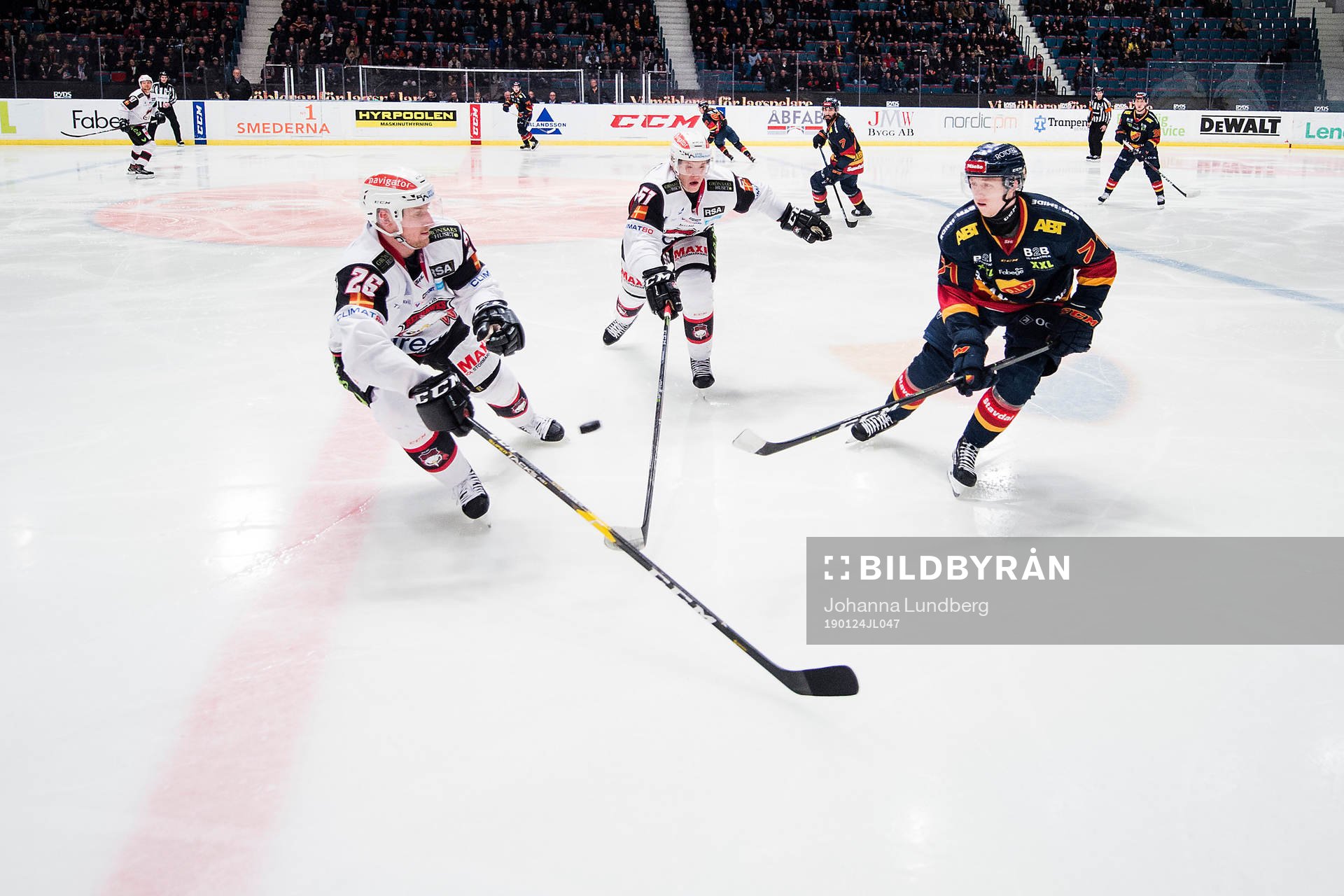 Malmö Redhawks Axel Wemmenborn och Emil Sylvegård mot