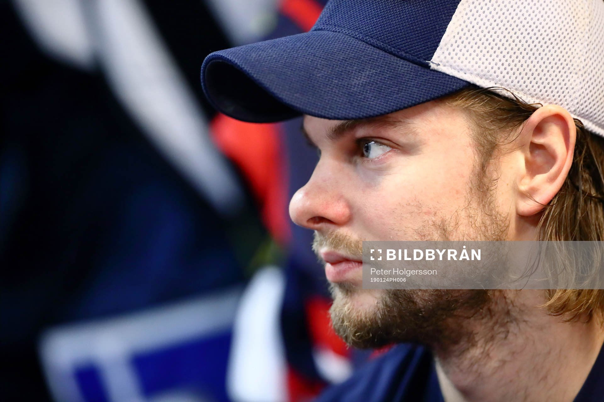 Linköpings Andrew Gordon före ishockeymatchen i SHL