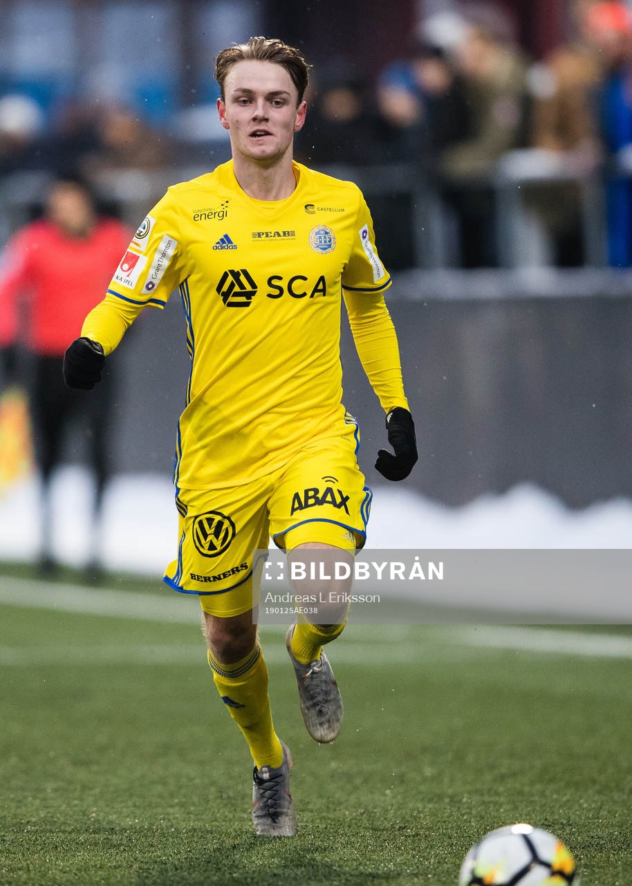 Sundsvalls Simon Marklund under träningsmatchen i fotboll mellan AIK och Sundsvall den 25 januari 2019 i Stockholm. 