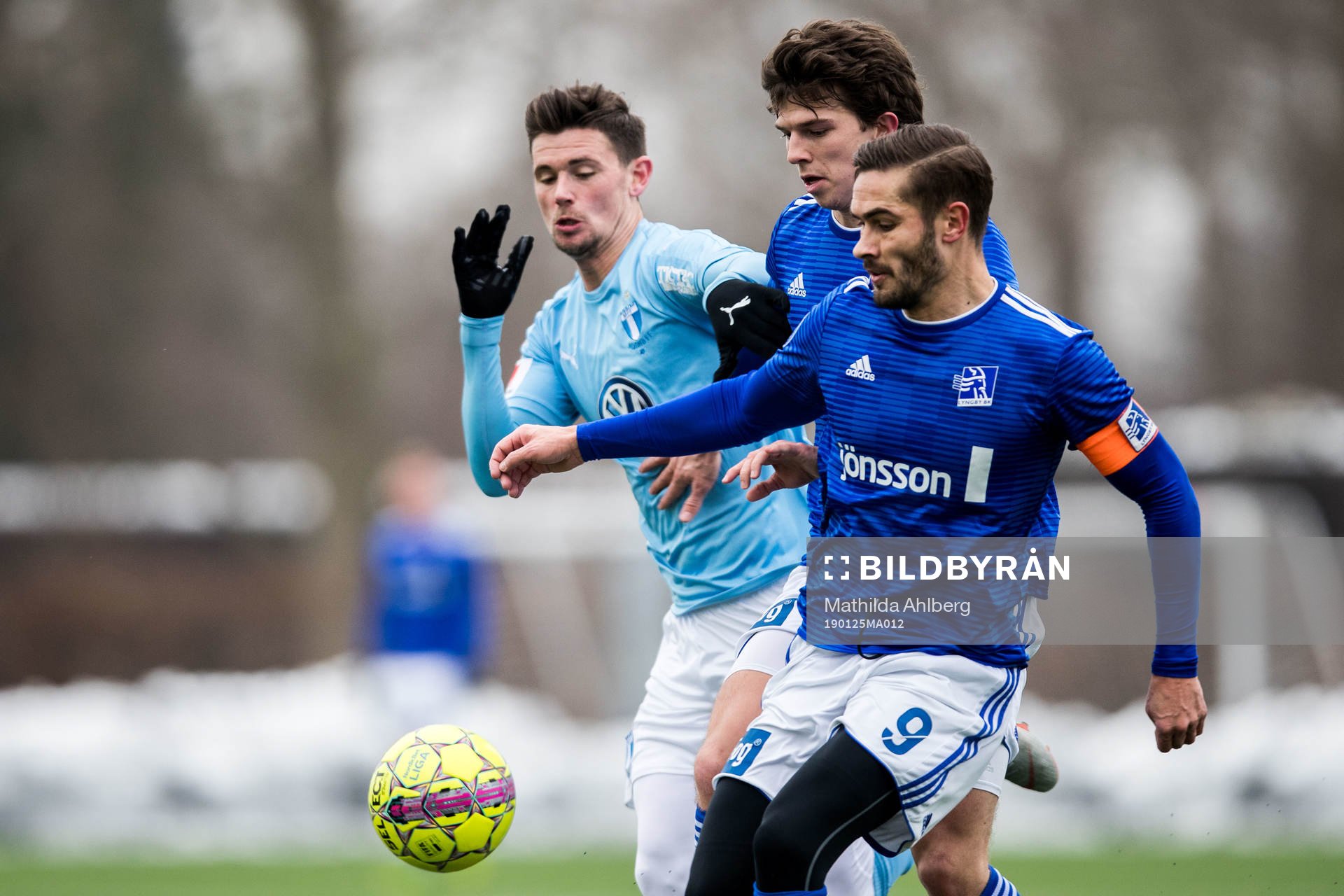 Lyngbys Lasse Fosgaard och Malmö FFs Marcus Antonsson i