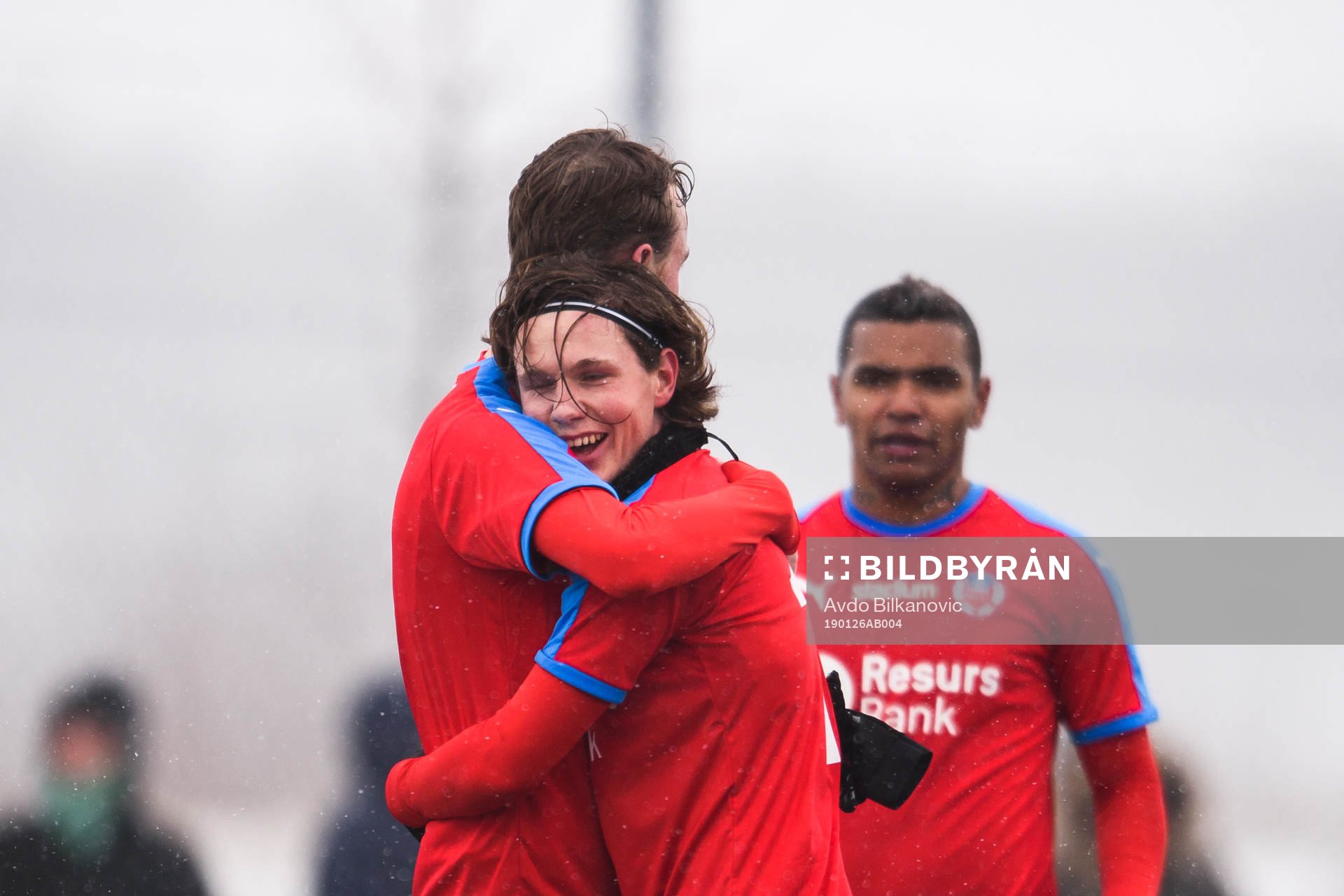 Helsingborgs Max Svensson och Rasmus Jönsson jublar