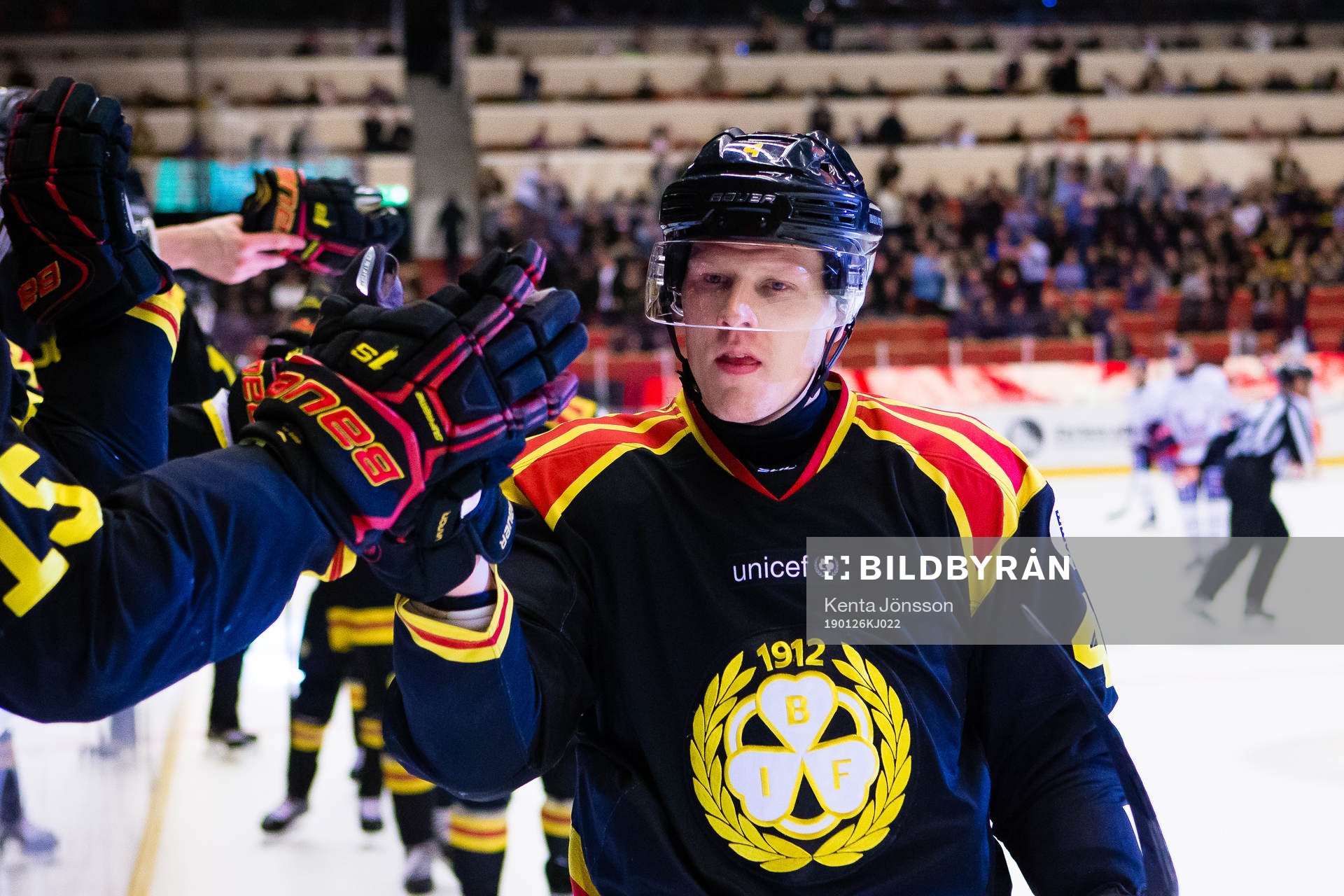 Brynäs Niclas Lundgren jublar