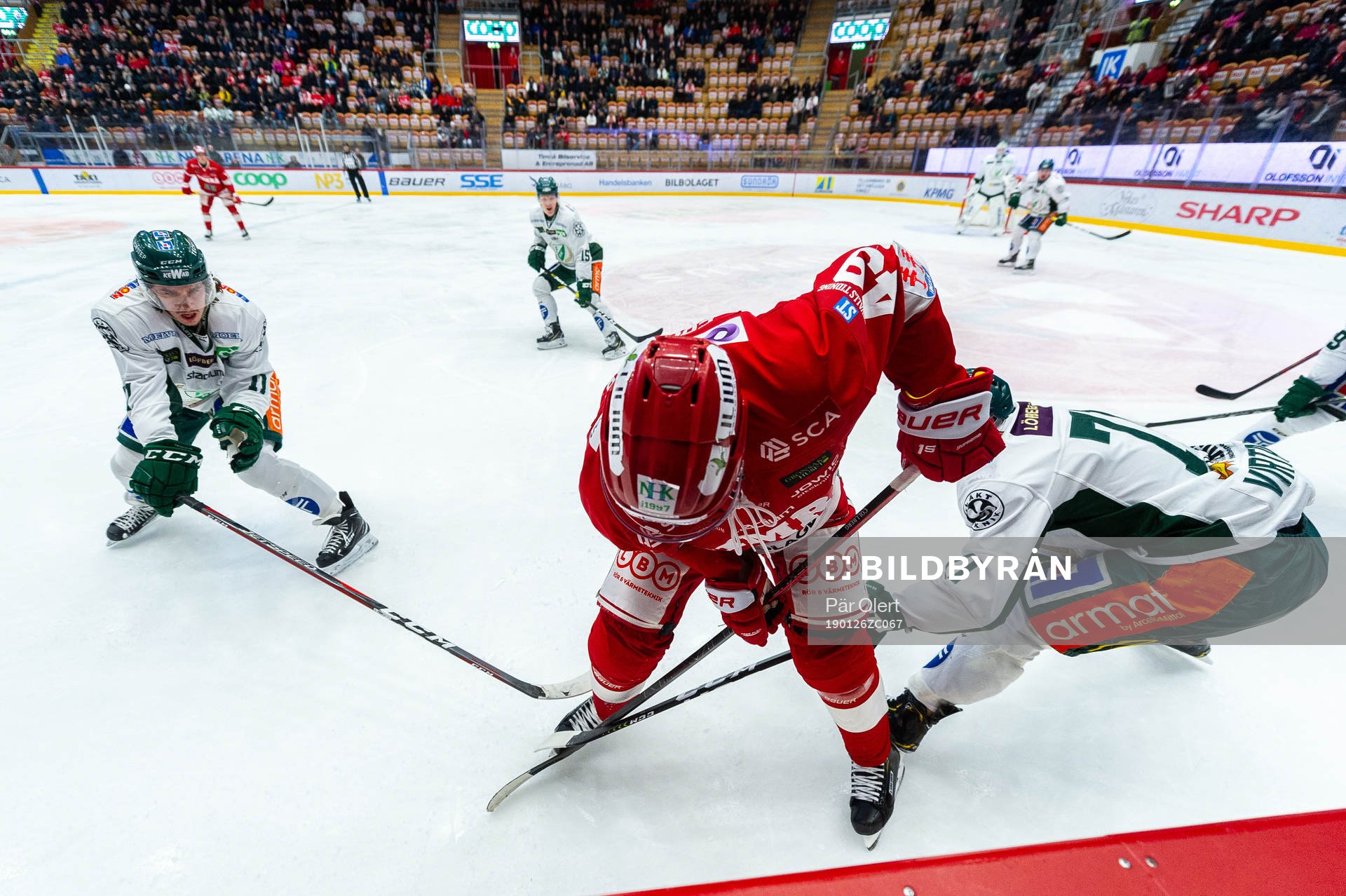 Timrås Sebastian Collberg och Färjestads Jesse Virtanen