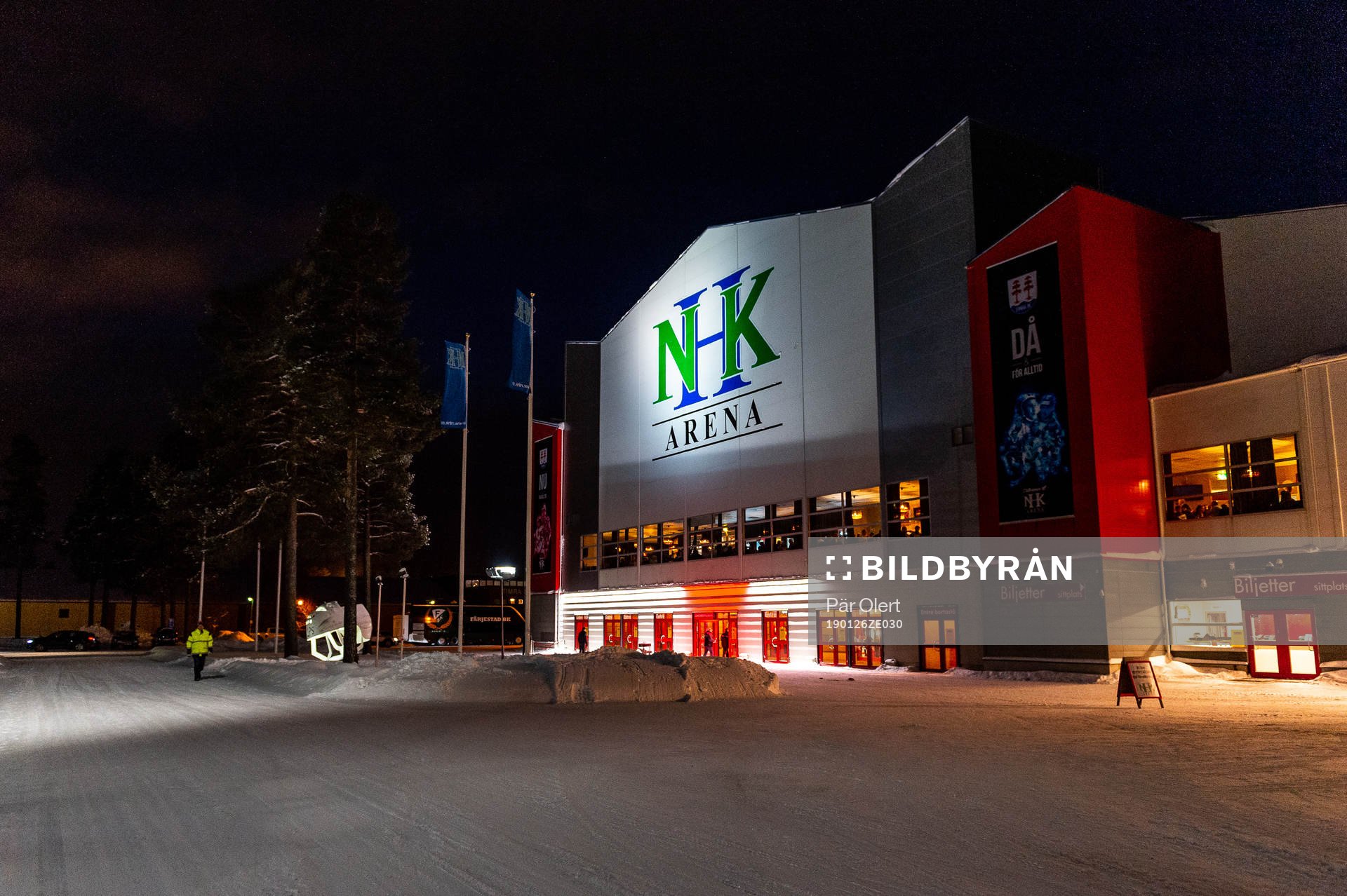 NHK Arena exteriört innan ishockeymatchen i SHL mellan