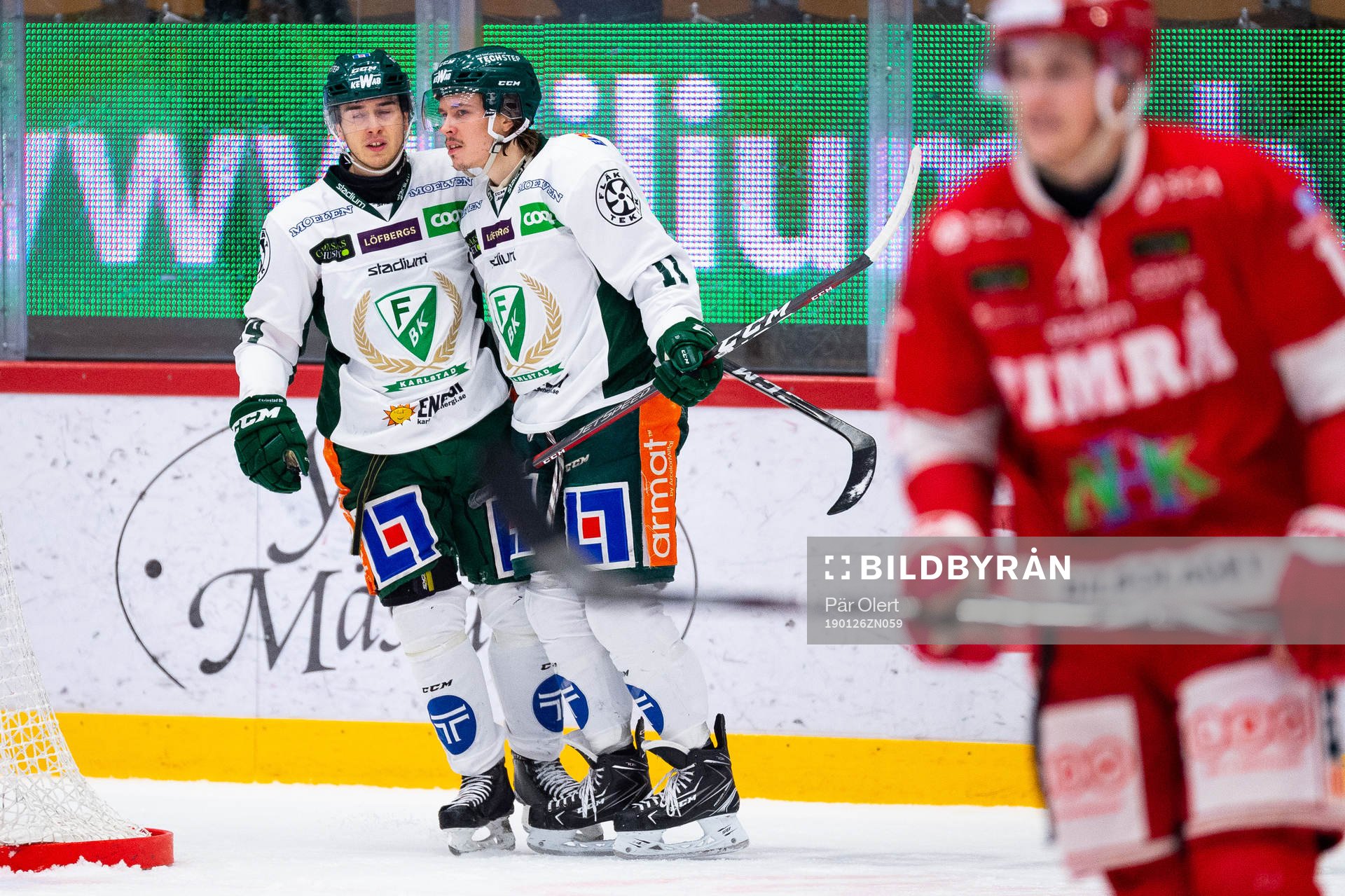 Färjestads Michael Lindqvist och Joakim Nygård  jublar