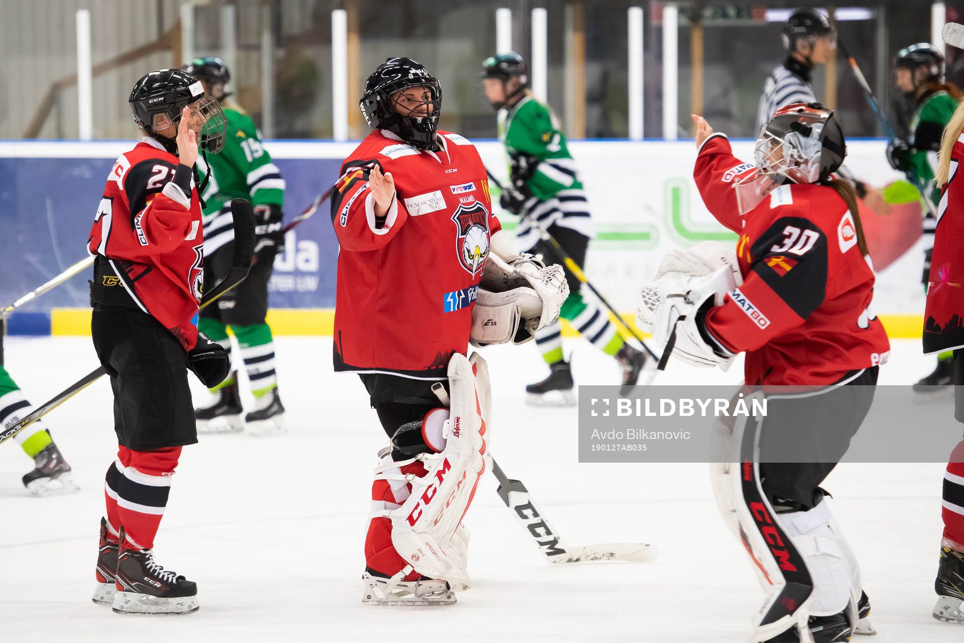 Redhawks målvakt Sofia Andersson och målvakt Lisa Jensen