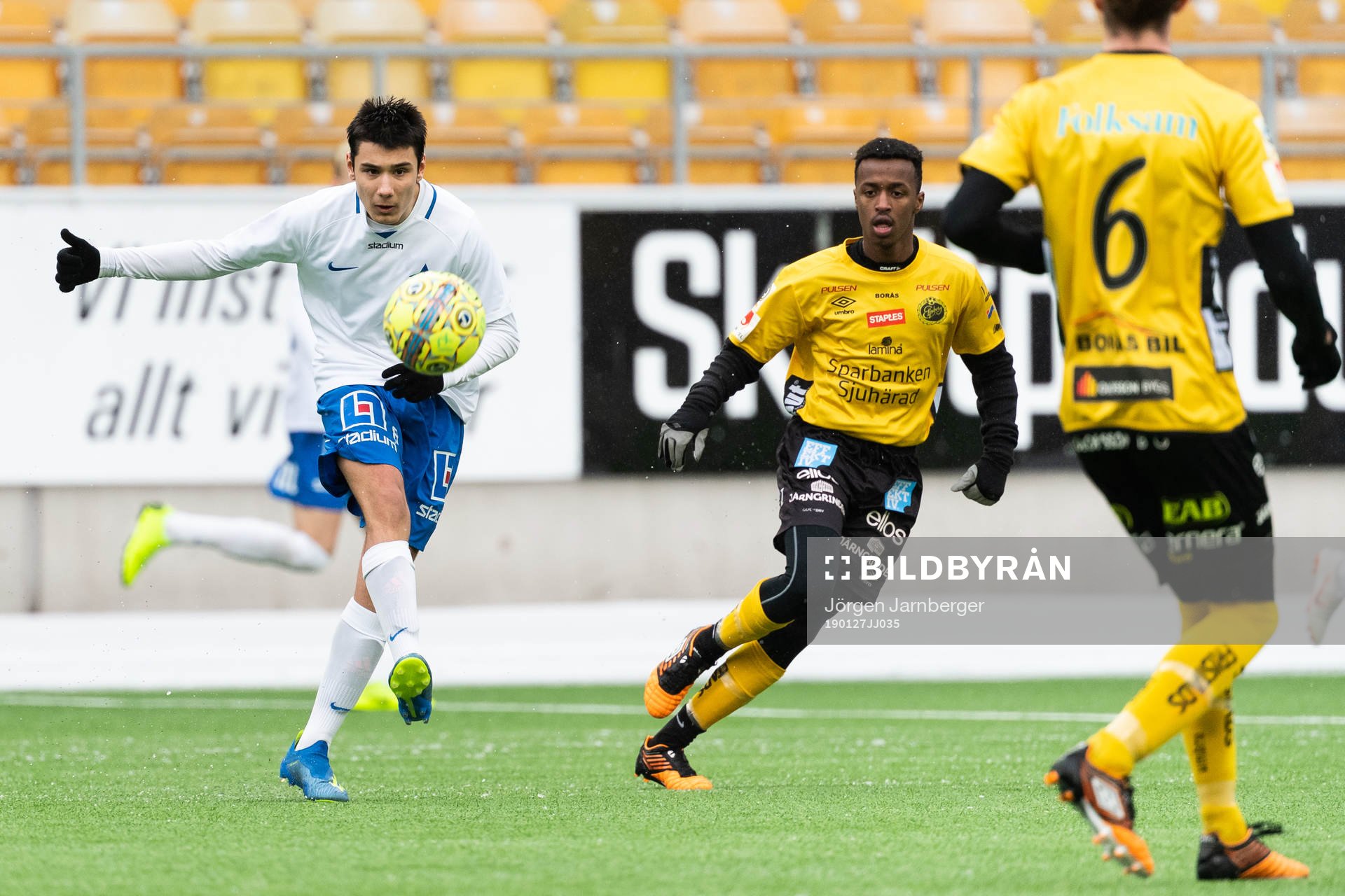 IFK Norrköpings Srdjan Sotra och Elfsborgs Awil Hassan