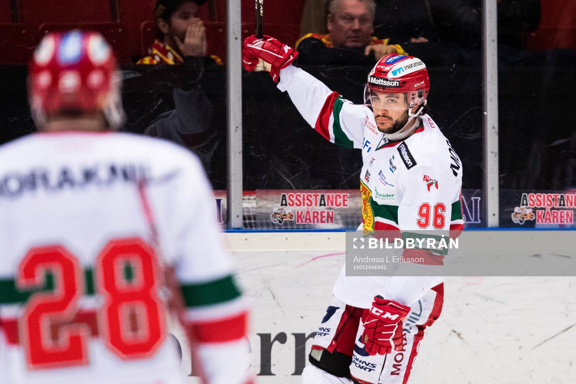 Moras Niki Petti jublar