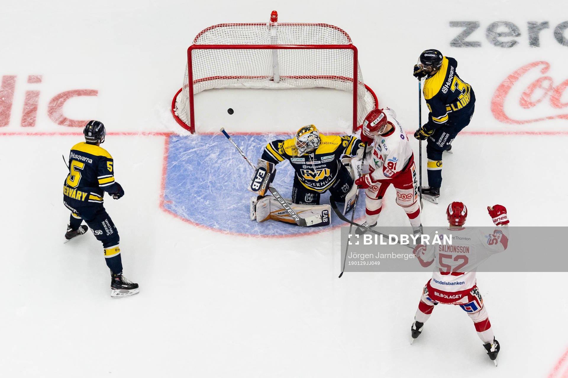 Timrås Johannes Kinnvall (ej i bild) gör 2-1