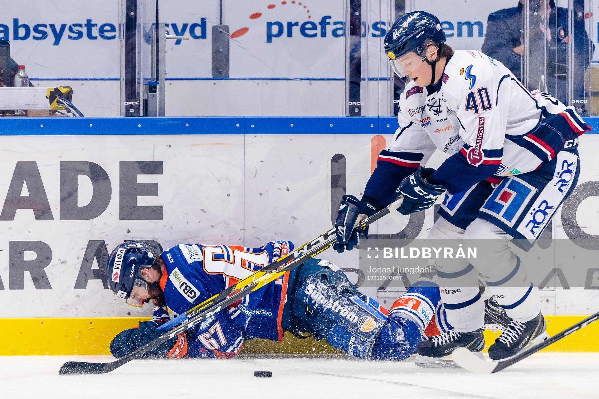 Växjös Linus Fröberg faller