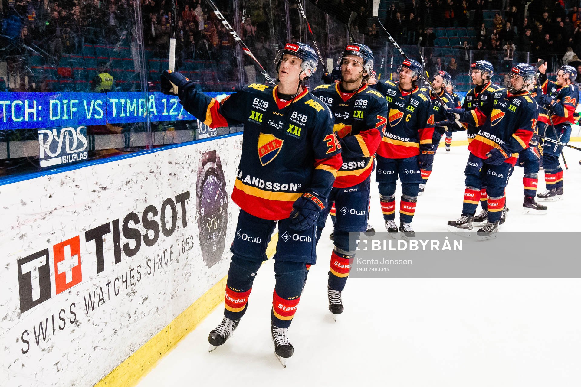 Djurgårdens Olle Alsing och Emil Bemström jublar med