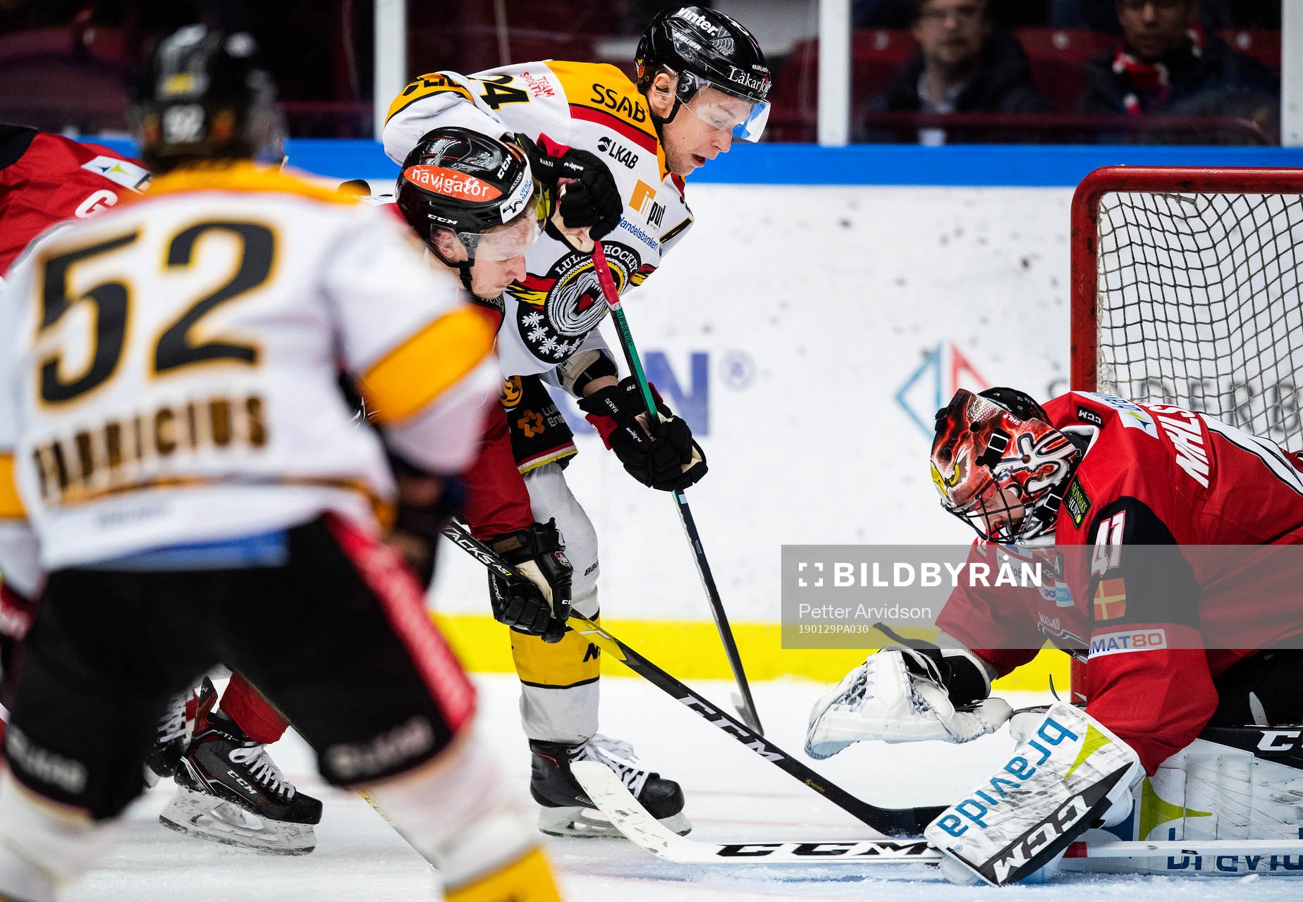 Luleås Johan Harju mot Malmö Redhawks målvakt Cristopher