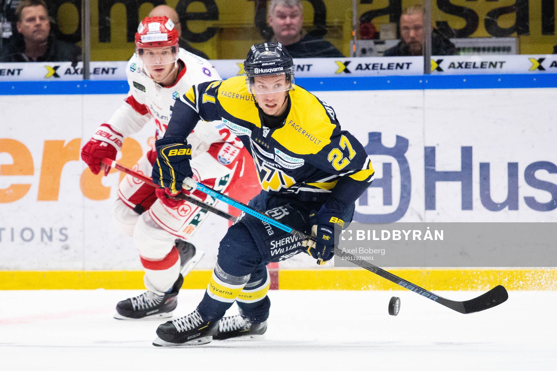 s David Gustafsson och Timrås Morten Madsen