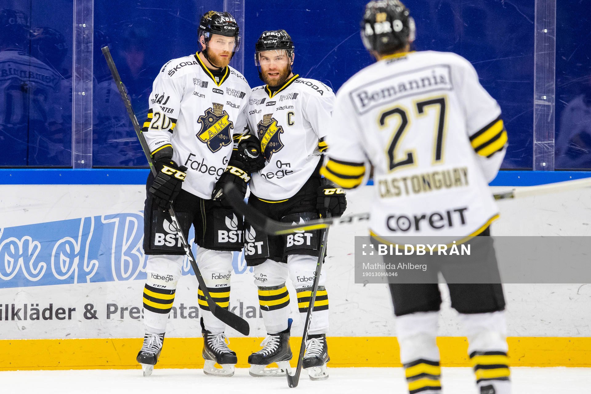 s Sam Marklund och Christian Sandberg jublar
