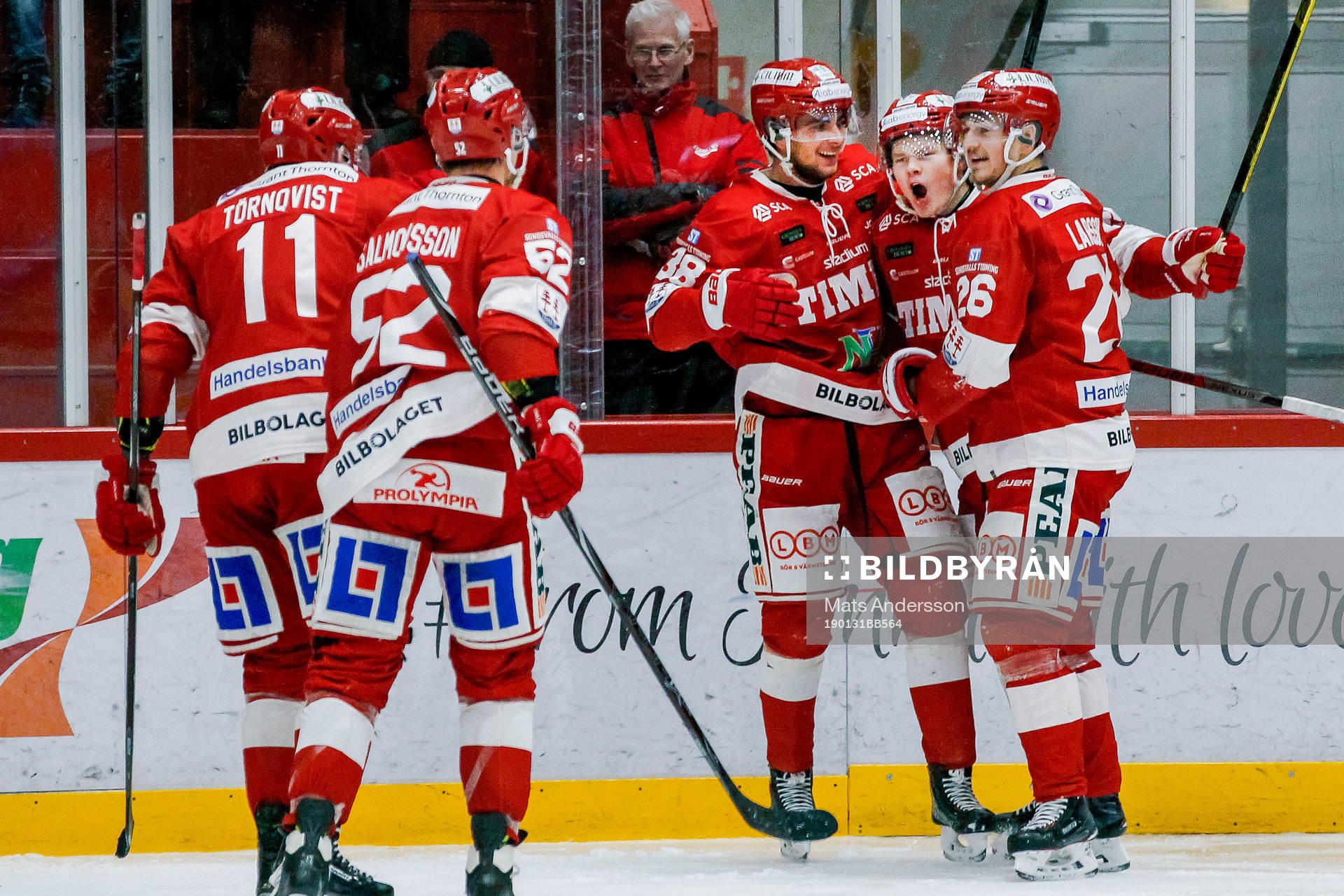 Timrås Filip Westerlund jublar