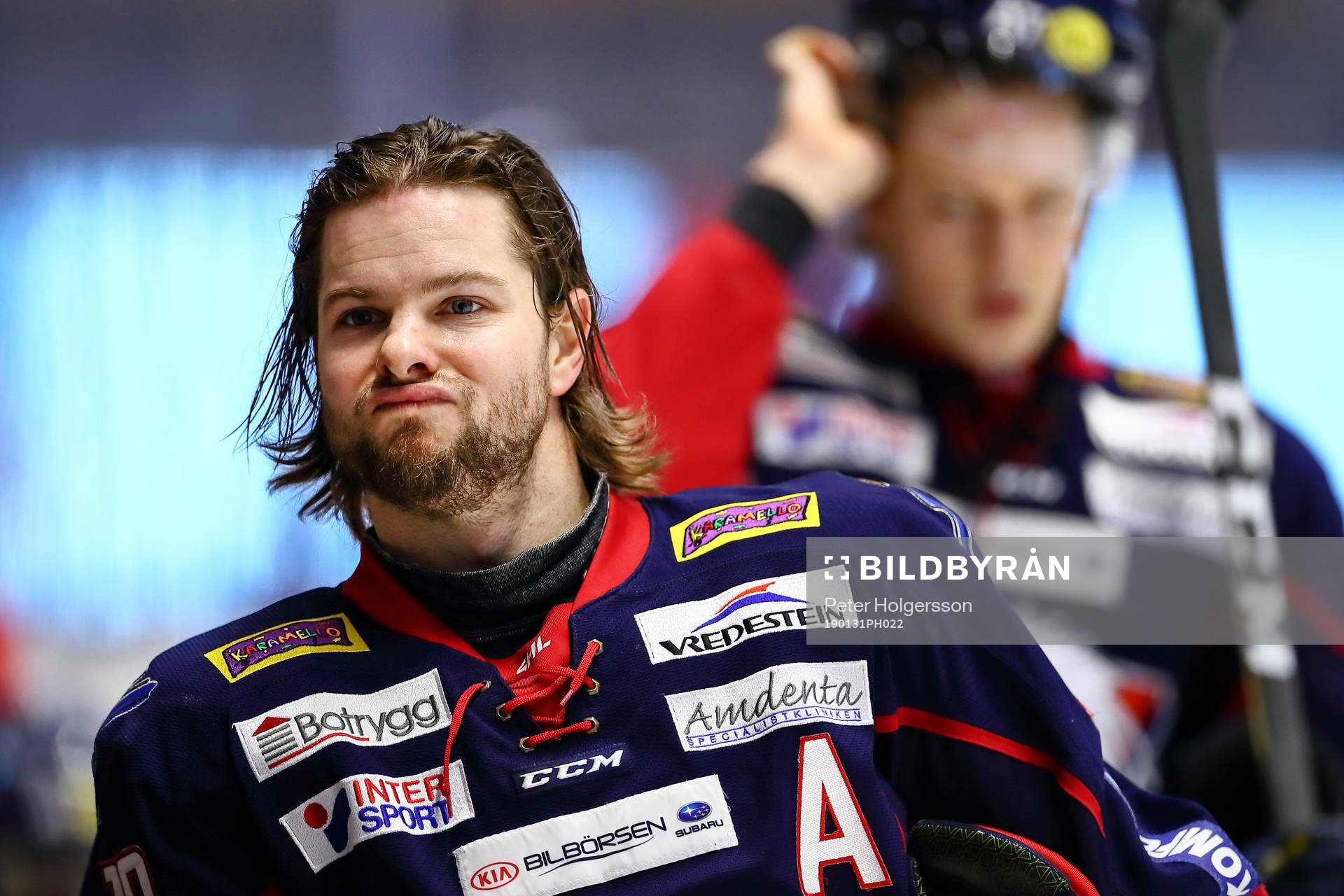 Linköpings Andrew Gordon före ishockeymatchen i SHL