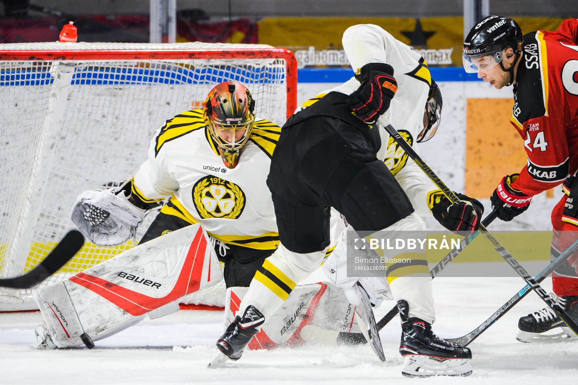 Brynäs målvakt Joacim Eriksson och Luleås Johan Harju