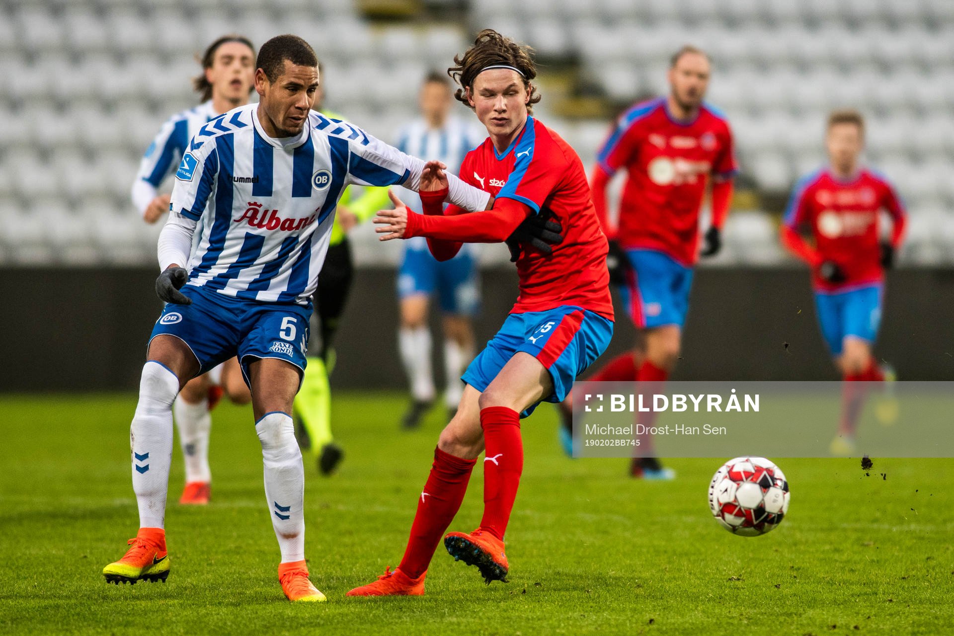 Helsingborgs Max Svensson och Odenses Ramon Leeuwin