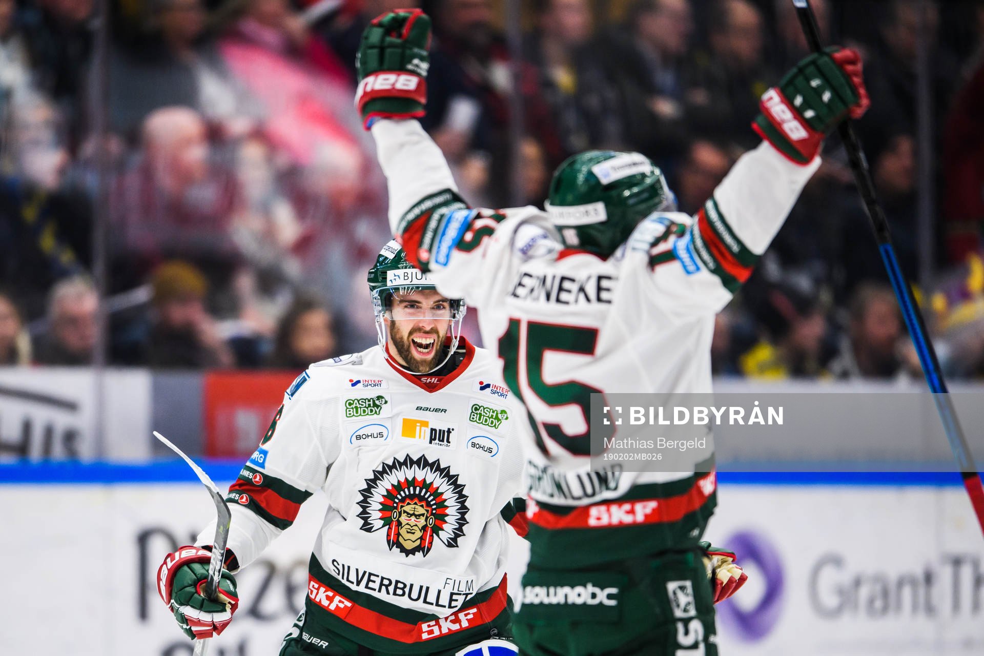 Frölundas Brandon Gormley jublar med Anders Grönlund