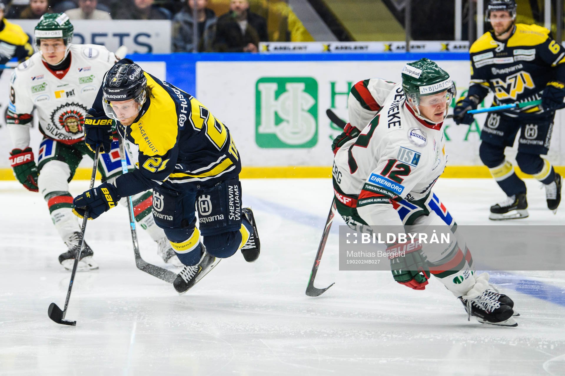 s Mattias Tedenby faller