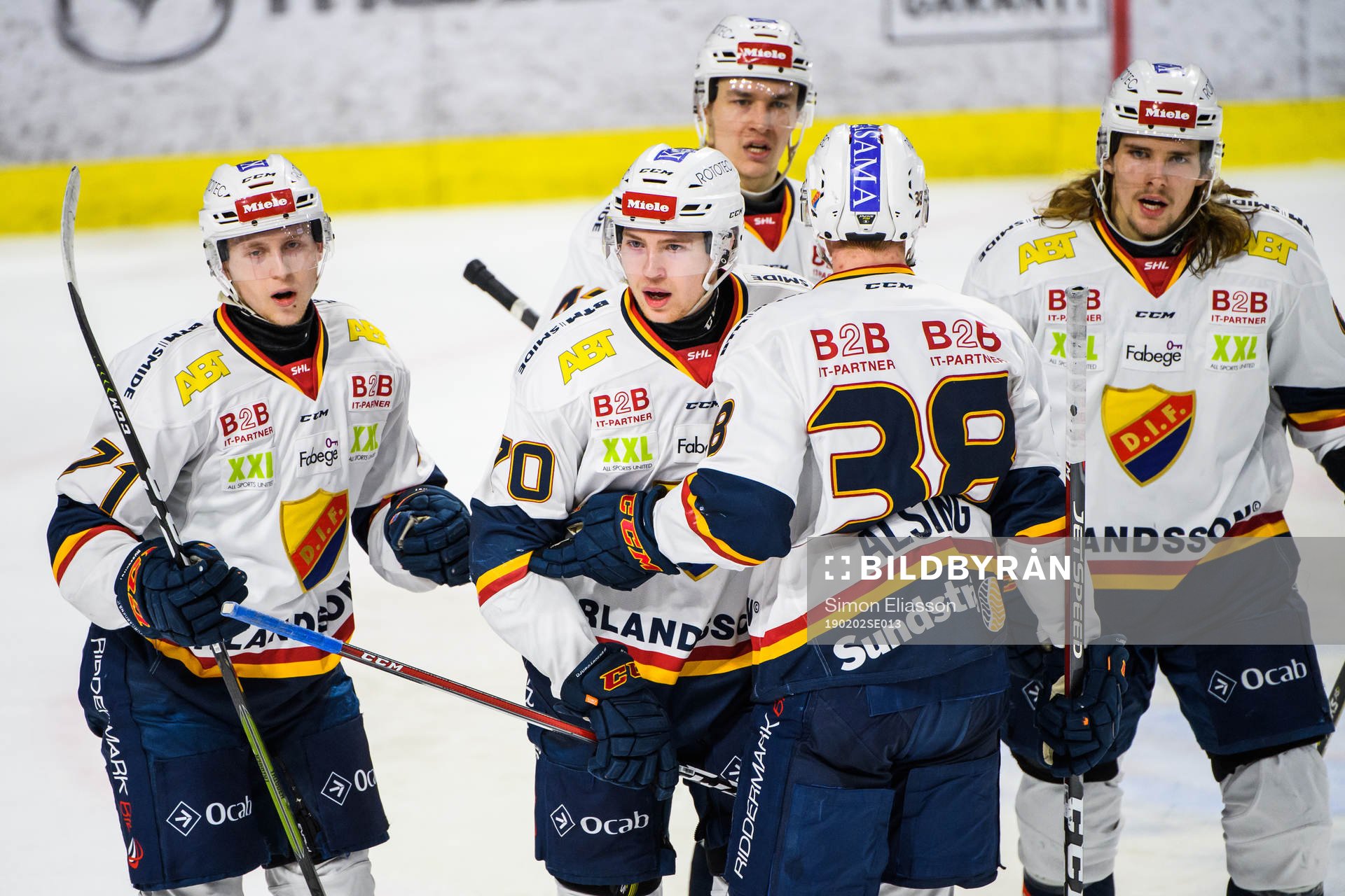 Djurgårdens Marcus Davidsson jublar med lagkamrater