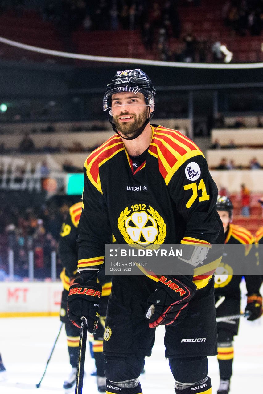 Brynäs Robert Kousal jublar