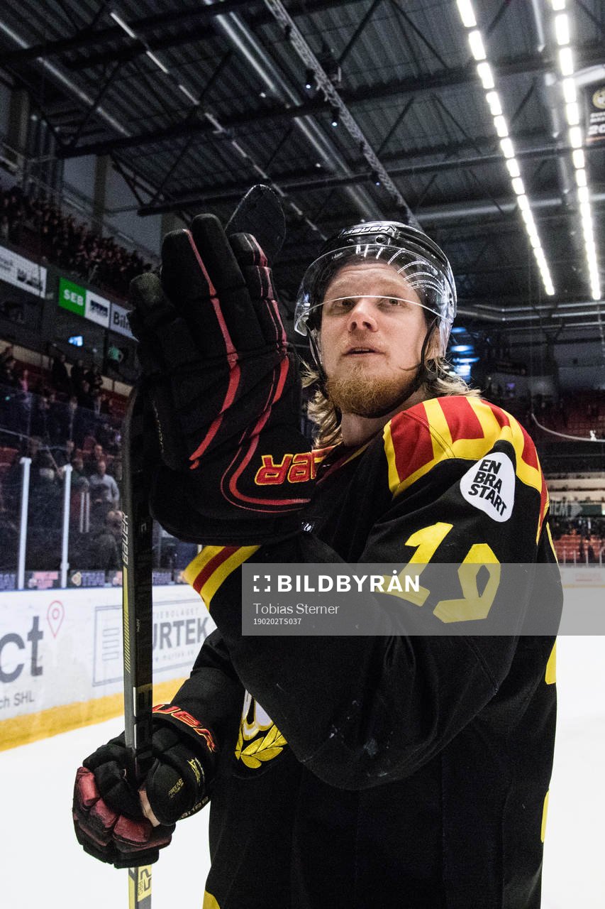 Brynäs Ludvig Nilsson tackar publiken