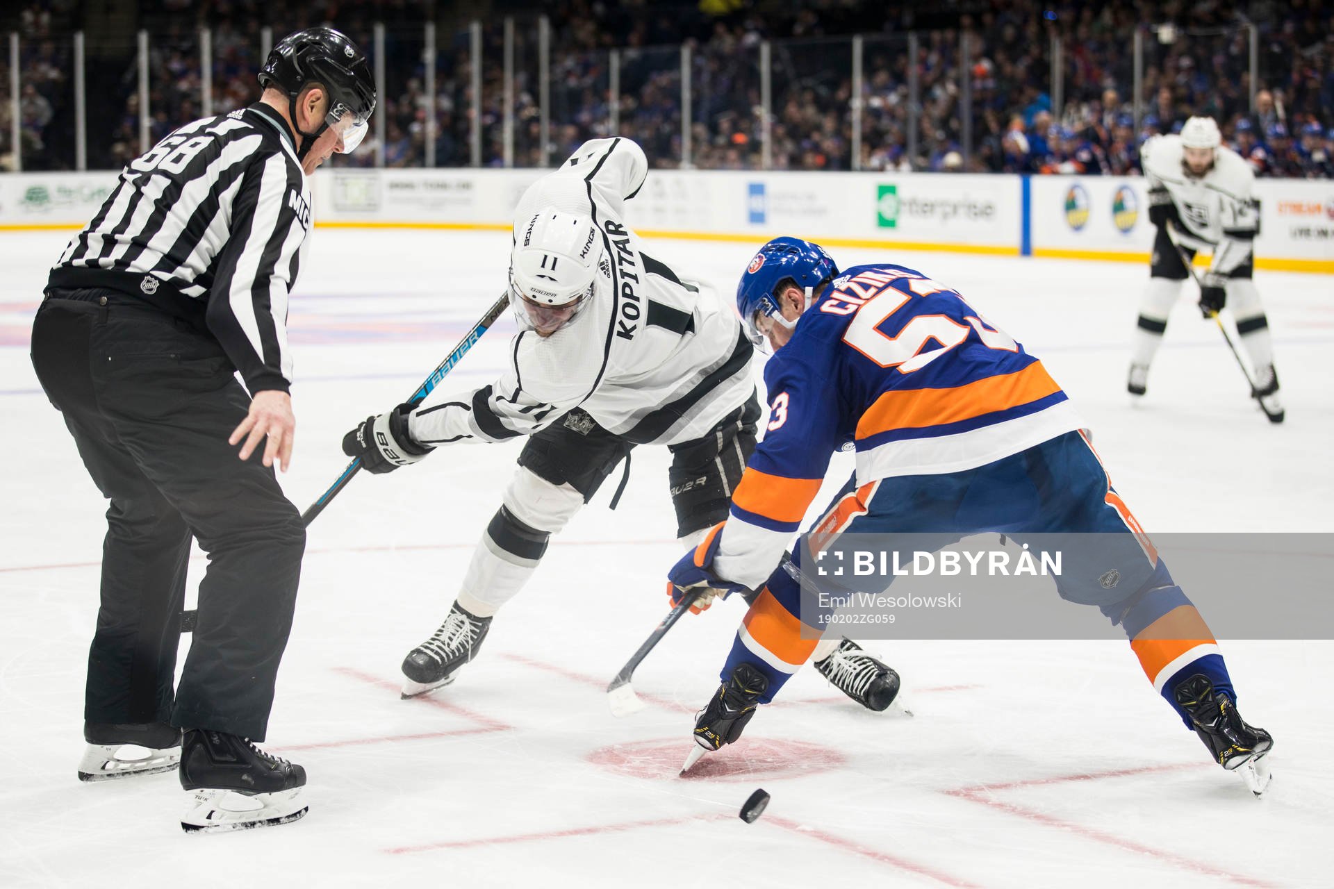 Anze Kopitar of Los Angeles Kings and Casey Cizakas of New