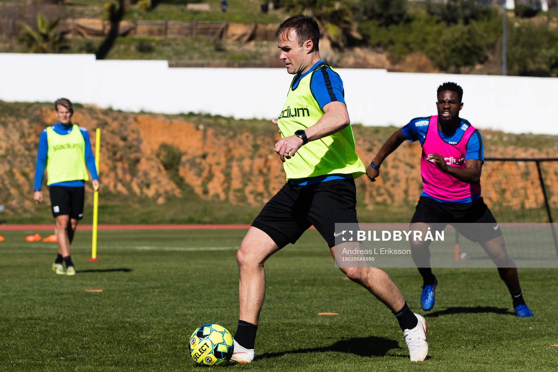 Niklas Busch Thor under en fotbollsträning med Sirius den 5 februari 2019 i Albufeira. 