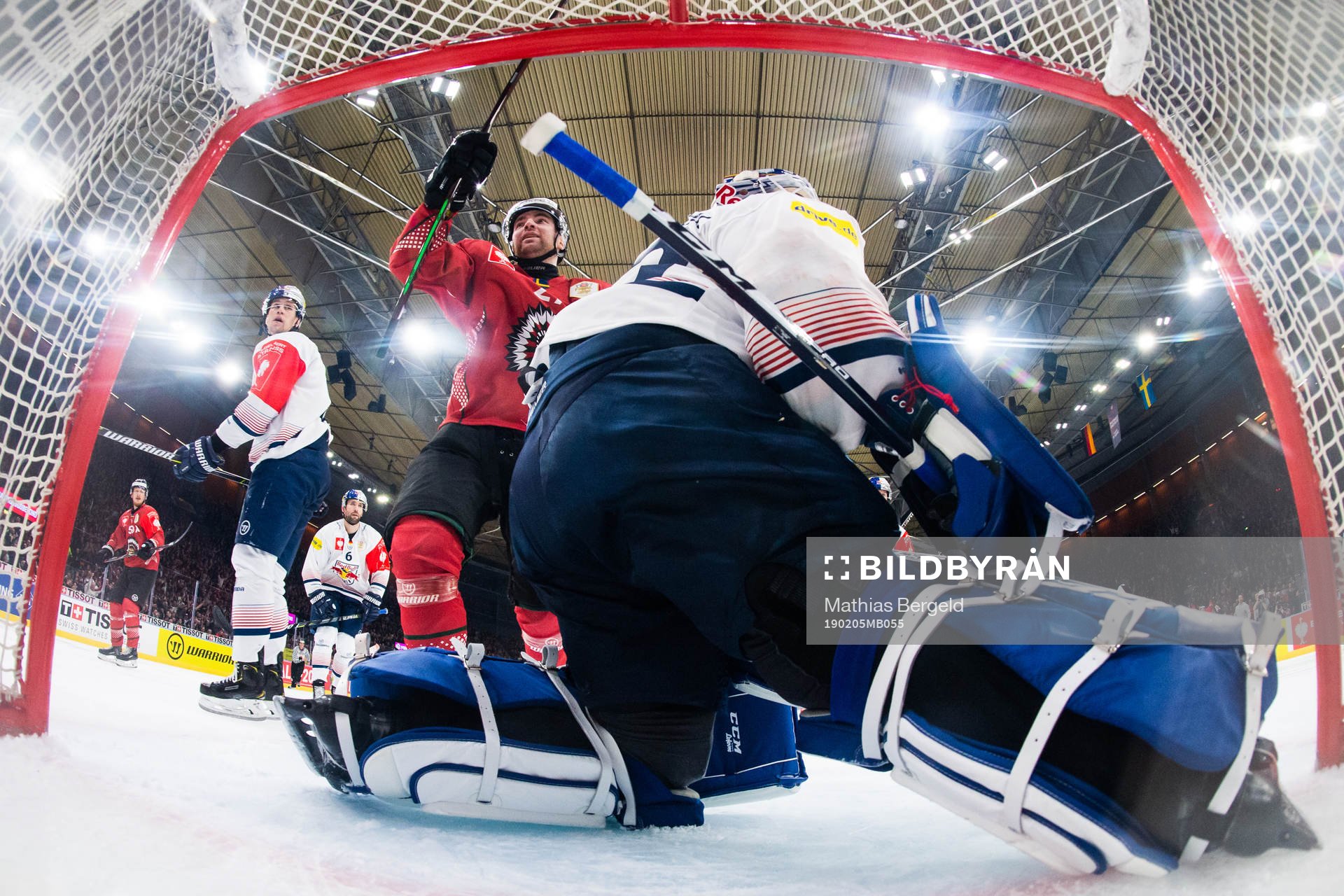 Ponthus Westerholm of Frölunda celebrates