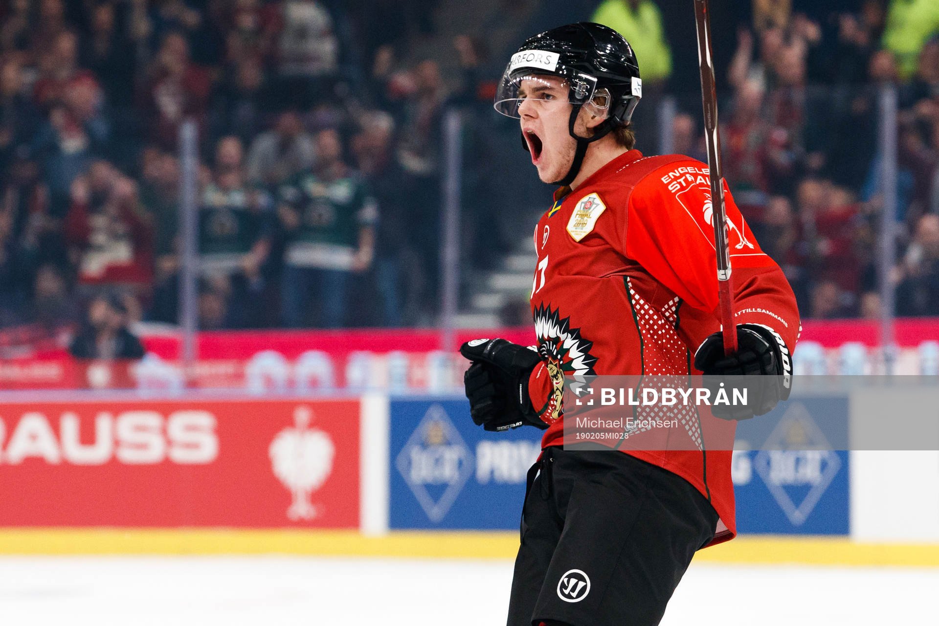 Samuel Fagemo of Frölunda celebrates the 1-0 goal