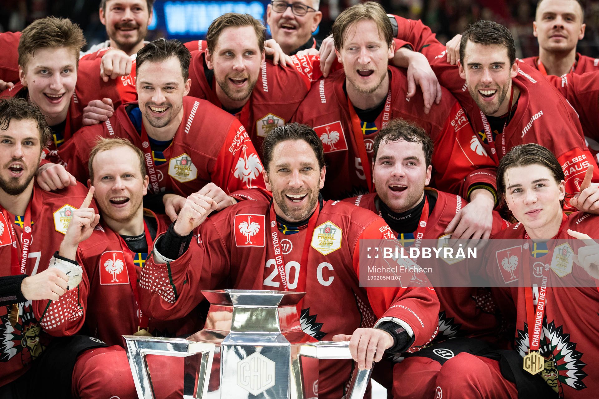 Players of Frölunda celebrates with the trophy