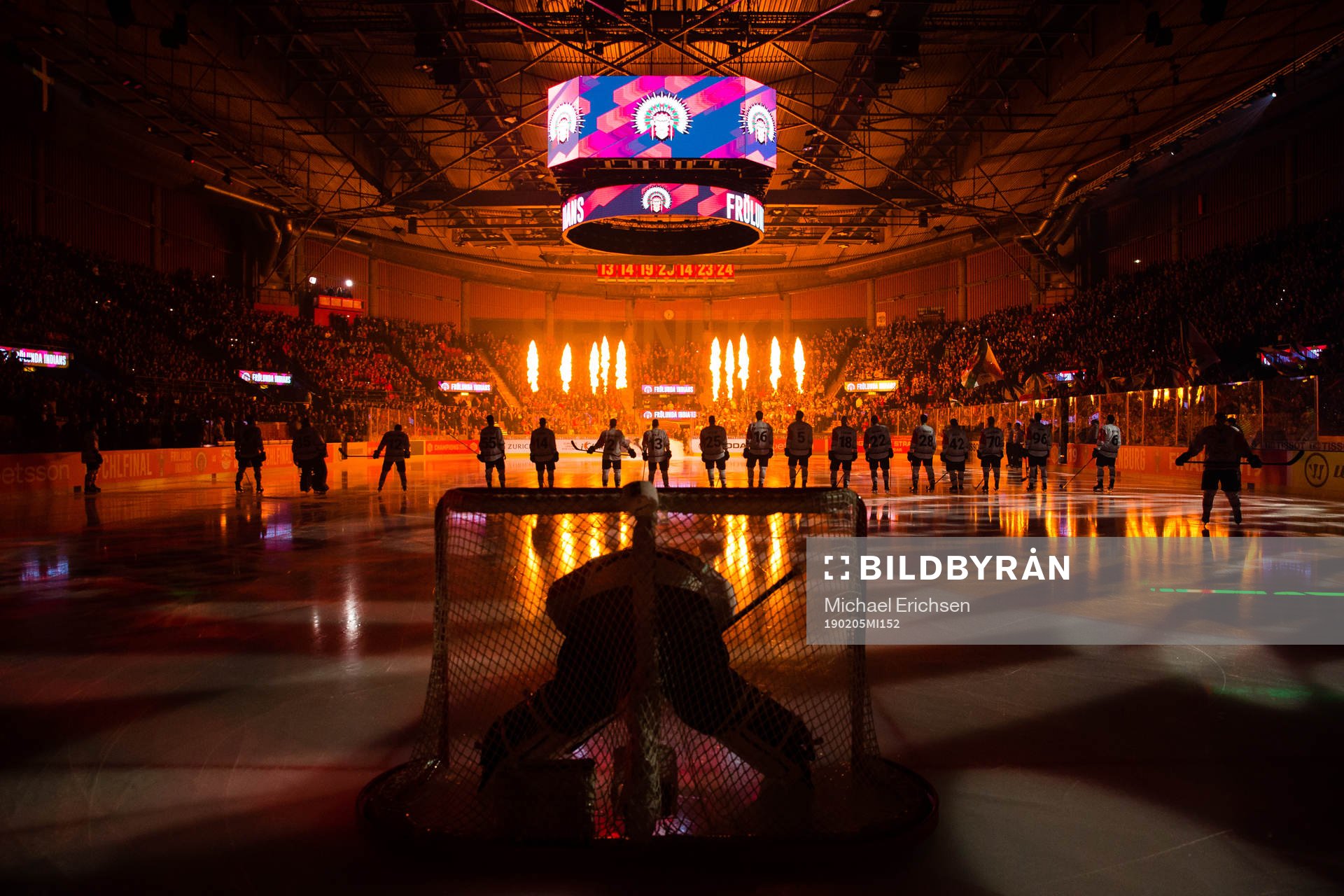 Players of Frölunda enters the ice