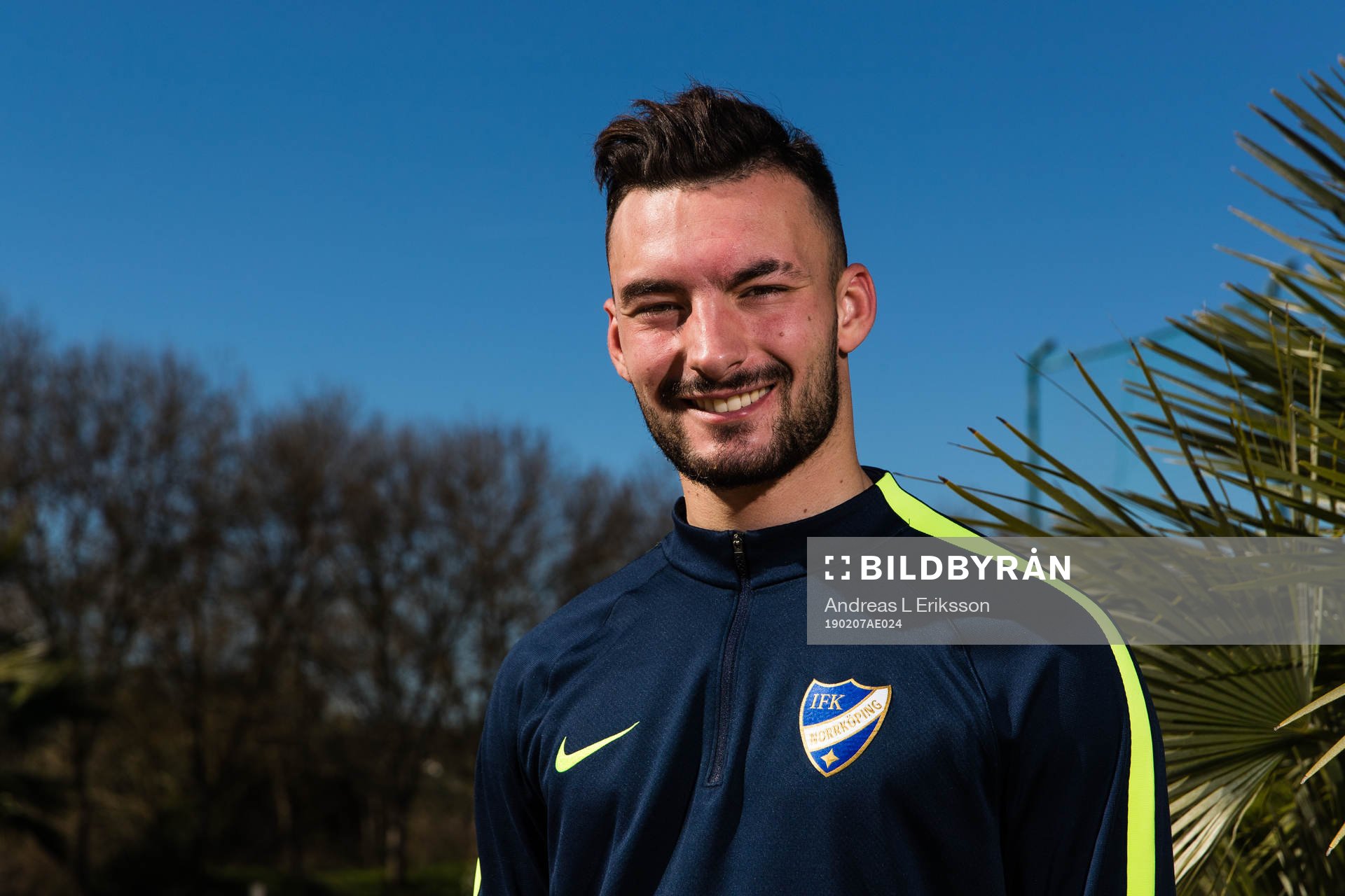 Sead Haksabanovic poserar för ett porträtt efter en fotbollsträning med Norrköping den 7 februari 2019 i Alcantarilha. 