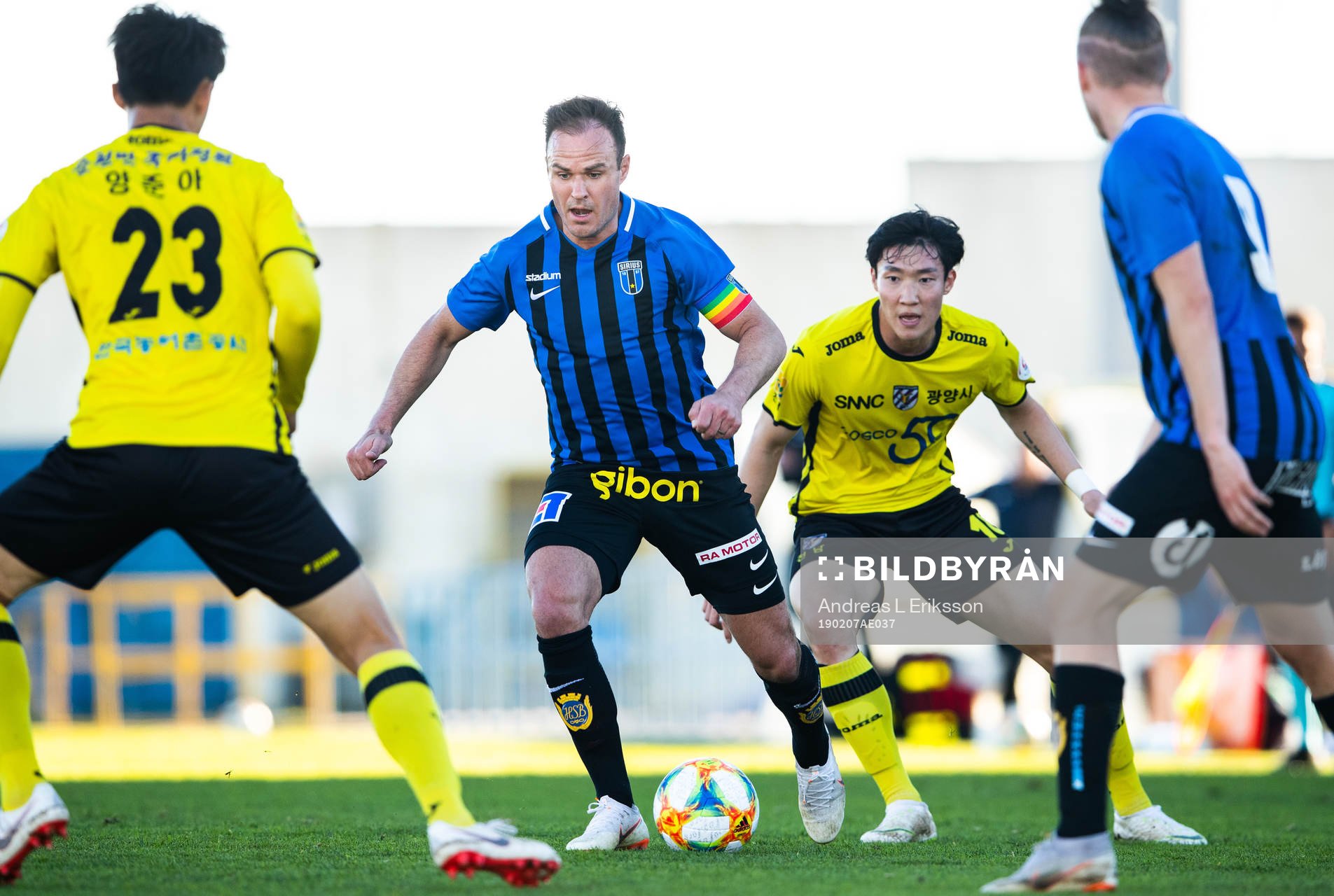 Sirius Niklas Busch Thor och Jeonnam Dragons Kim Gyeongmin