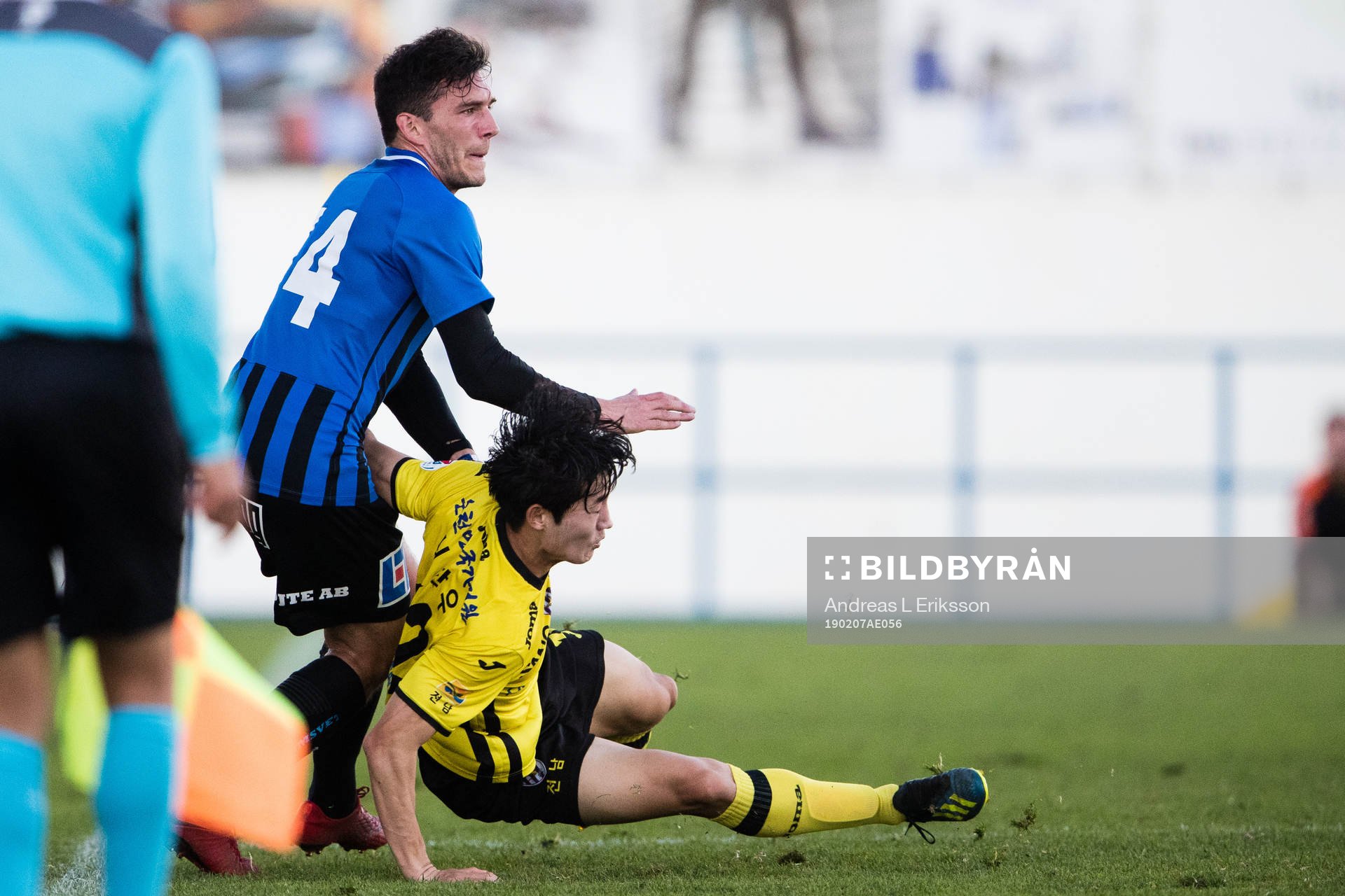 Sirius Ian Sirelius och Jeonnam Dragons Sin Chanwoo
