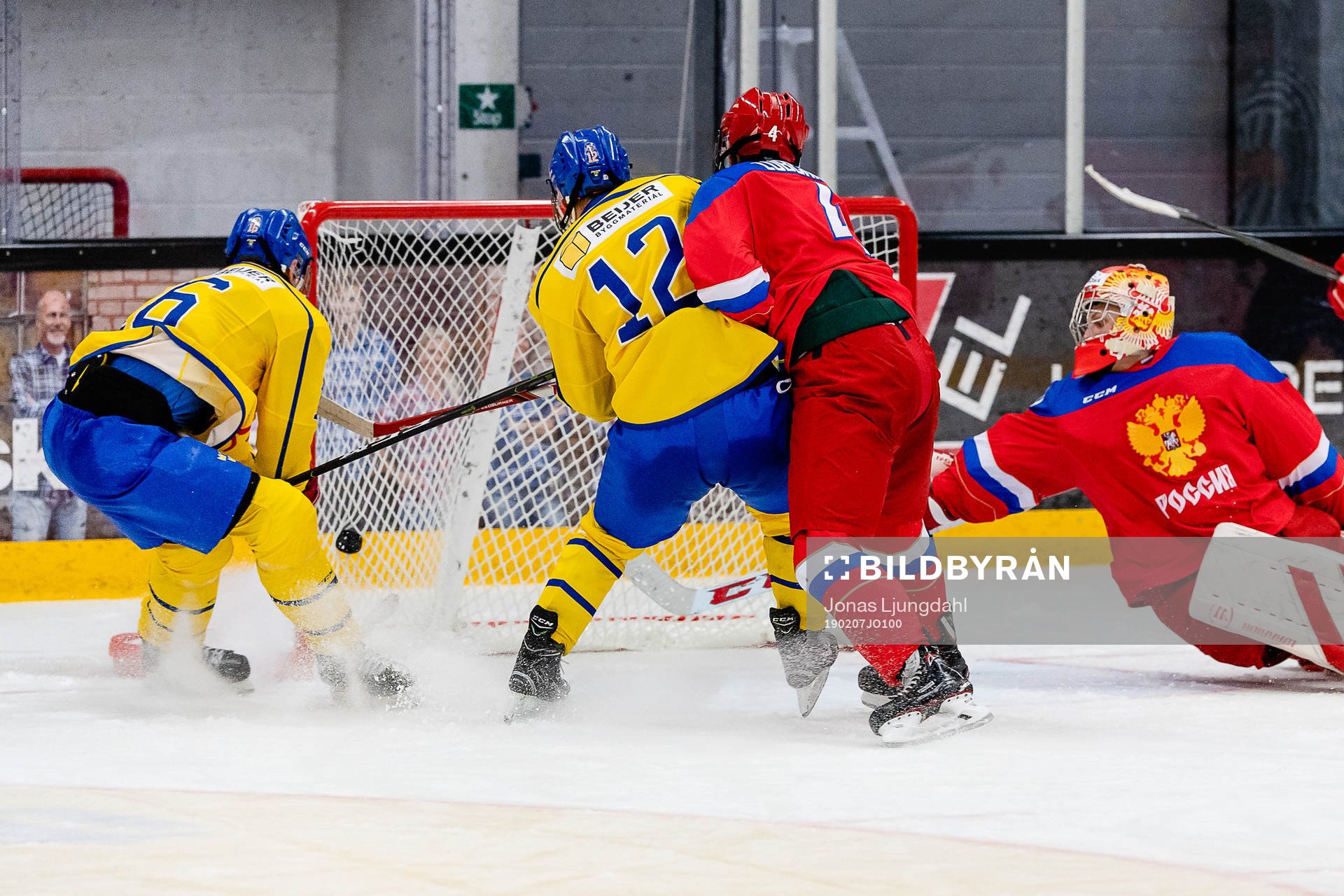 Sveriges Daniel Torgersson gör mål 1-1