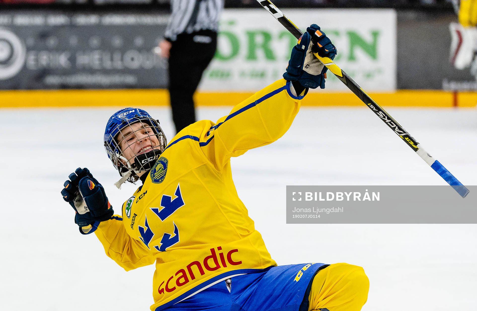 Sveriges William Eklund jublar