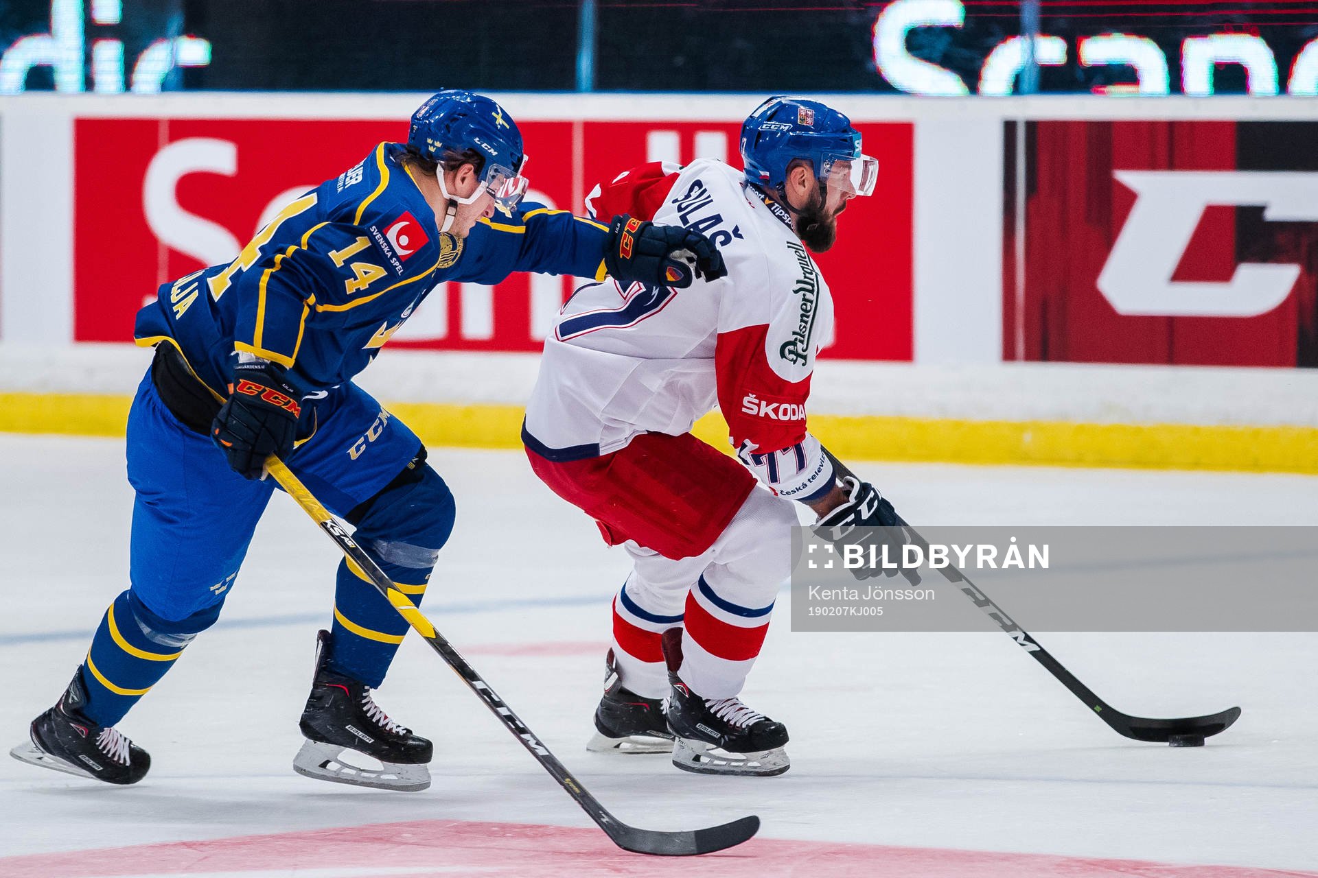 Jakob Lilja  of Sweden and Milan Gulas of Czech Republic