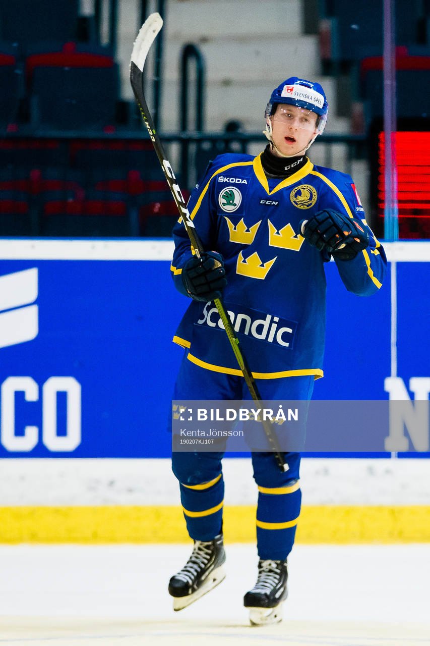 Jonathan Davidsson of Sweden