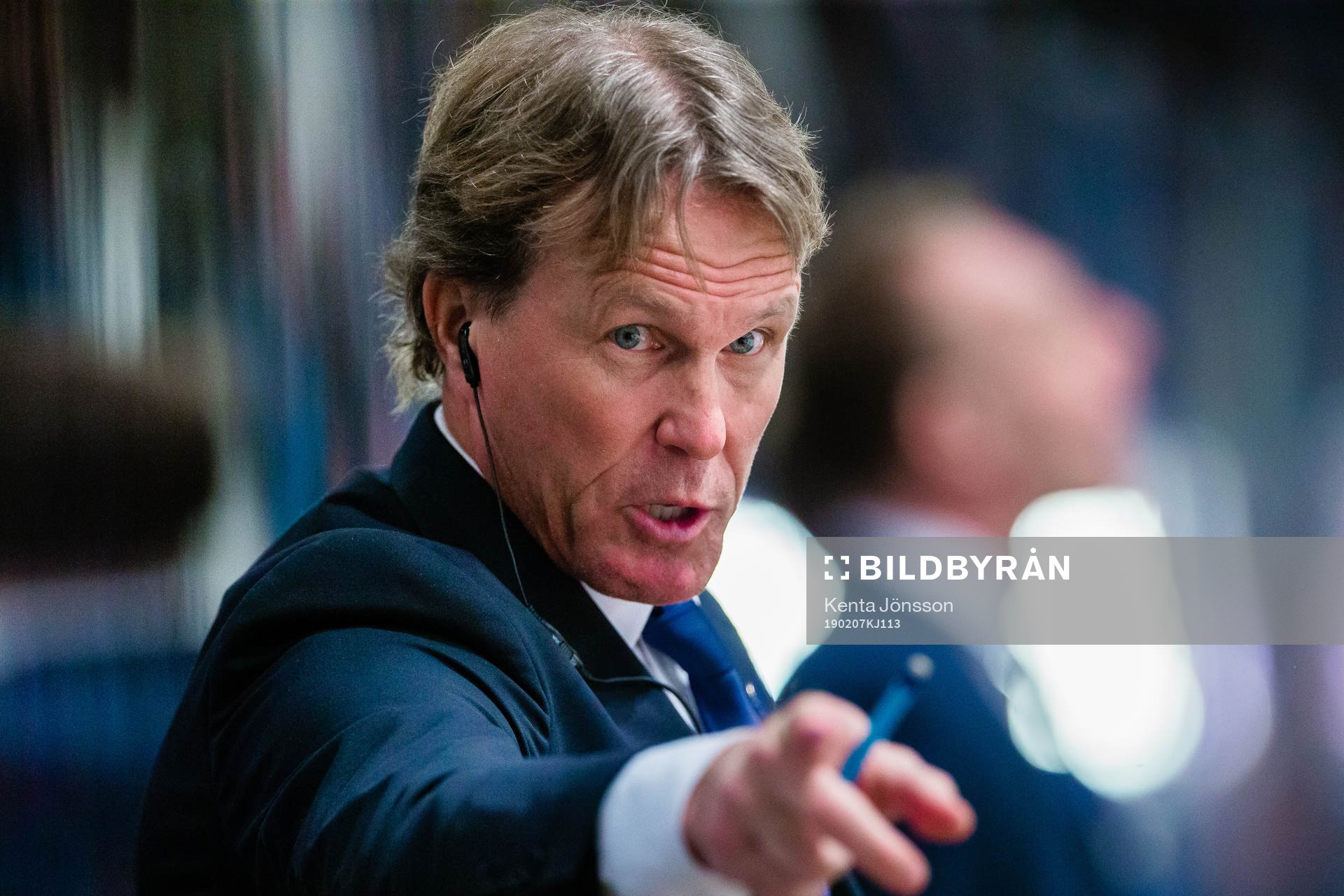 Assistant coach Johan Garpenlöv of Sweden