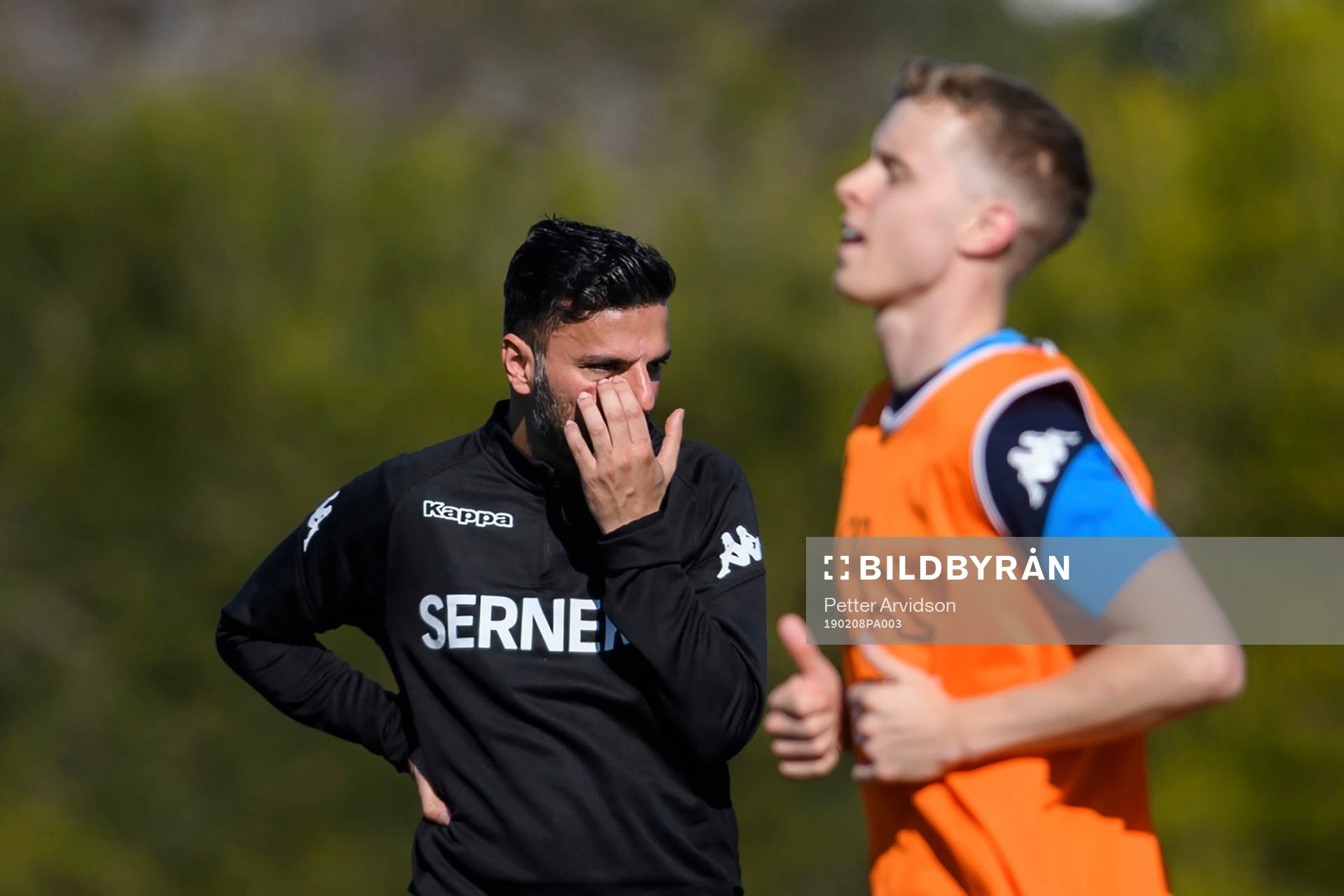 Tränare Poya Asbaghi och Victor Wernersson