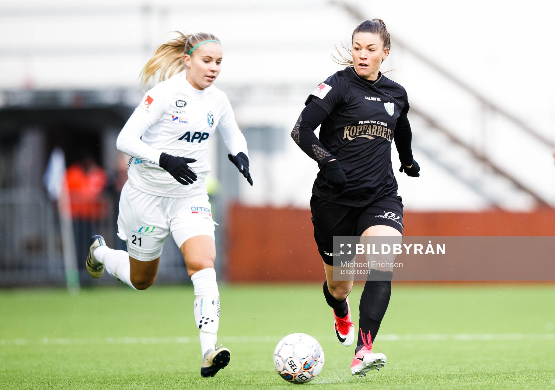 Växjös Stina Lennartsson och Göteborgs Pauline Hammarlund