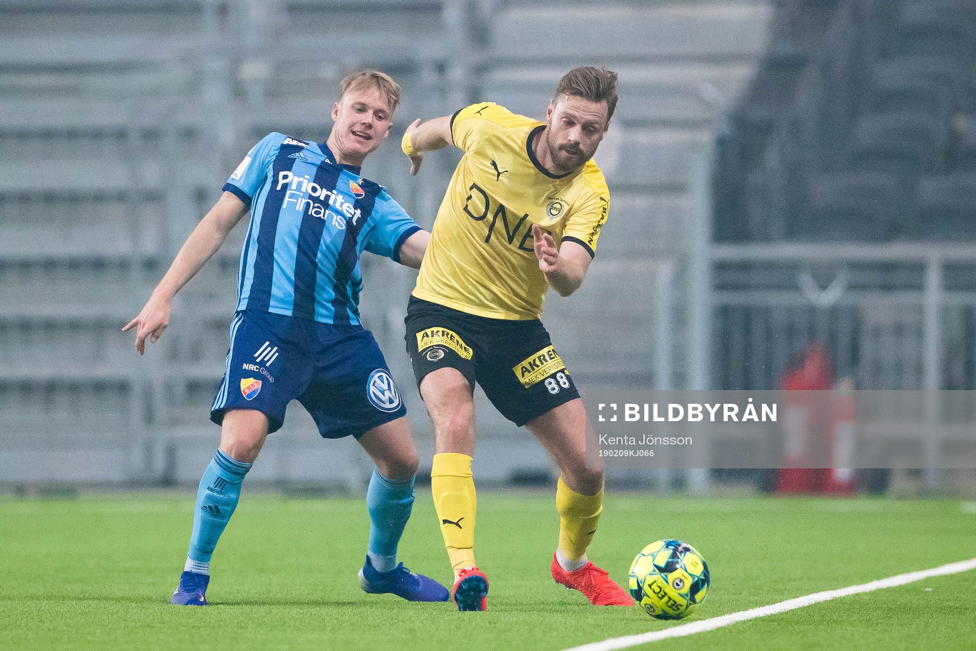 Lilleströms Arnor Smarason och Djurgårdens Elliot Käck