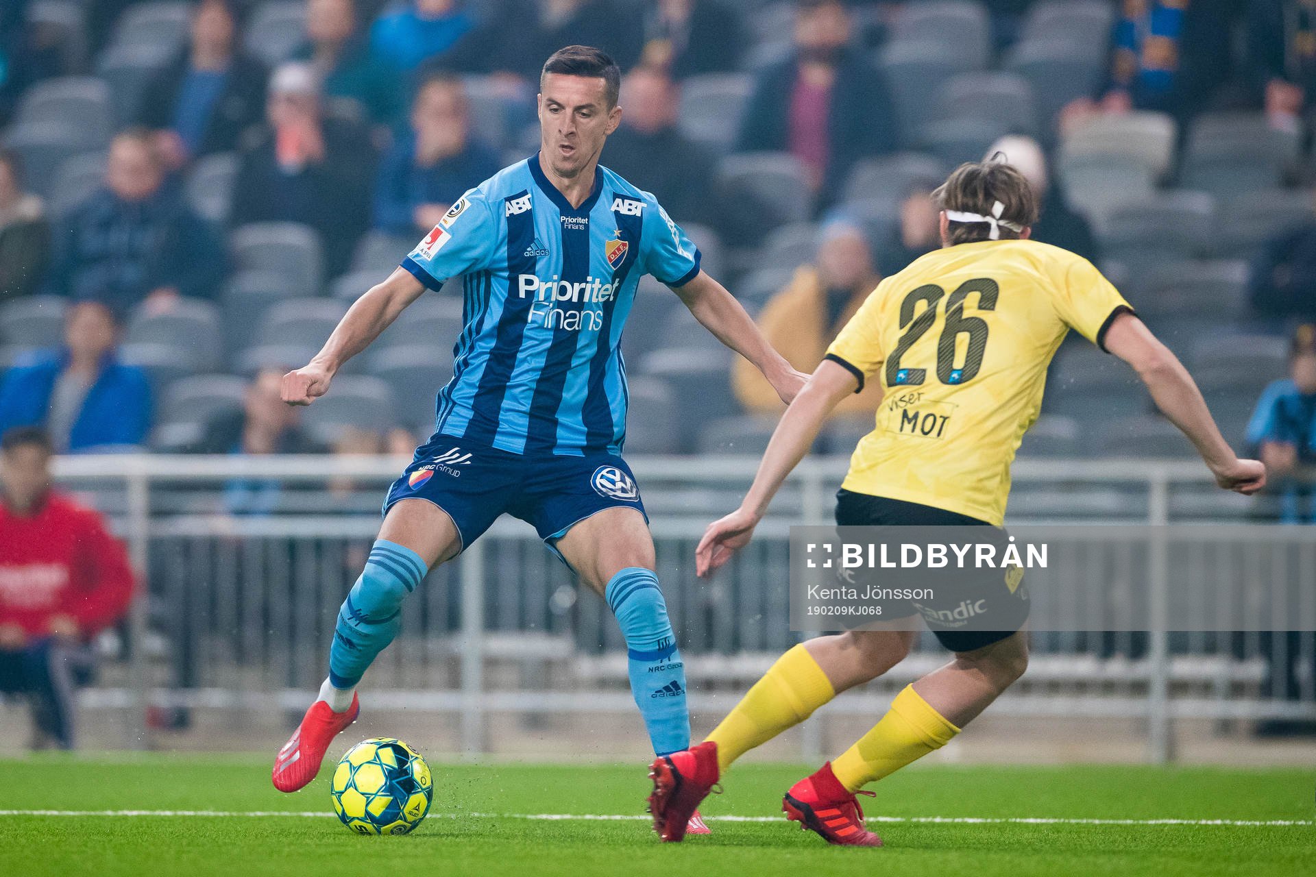 Djurgårdens Haris Radetinac och Lilleströms Lars Mogstad